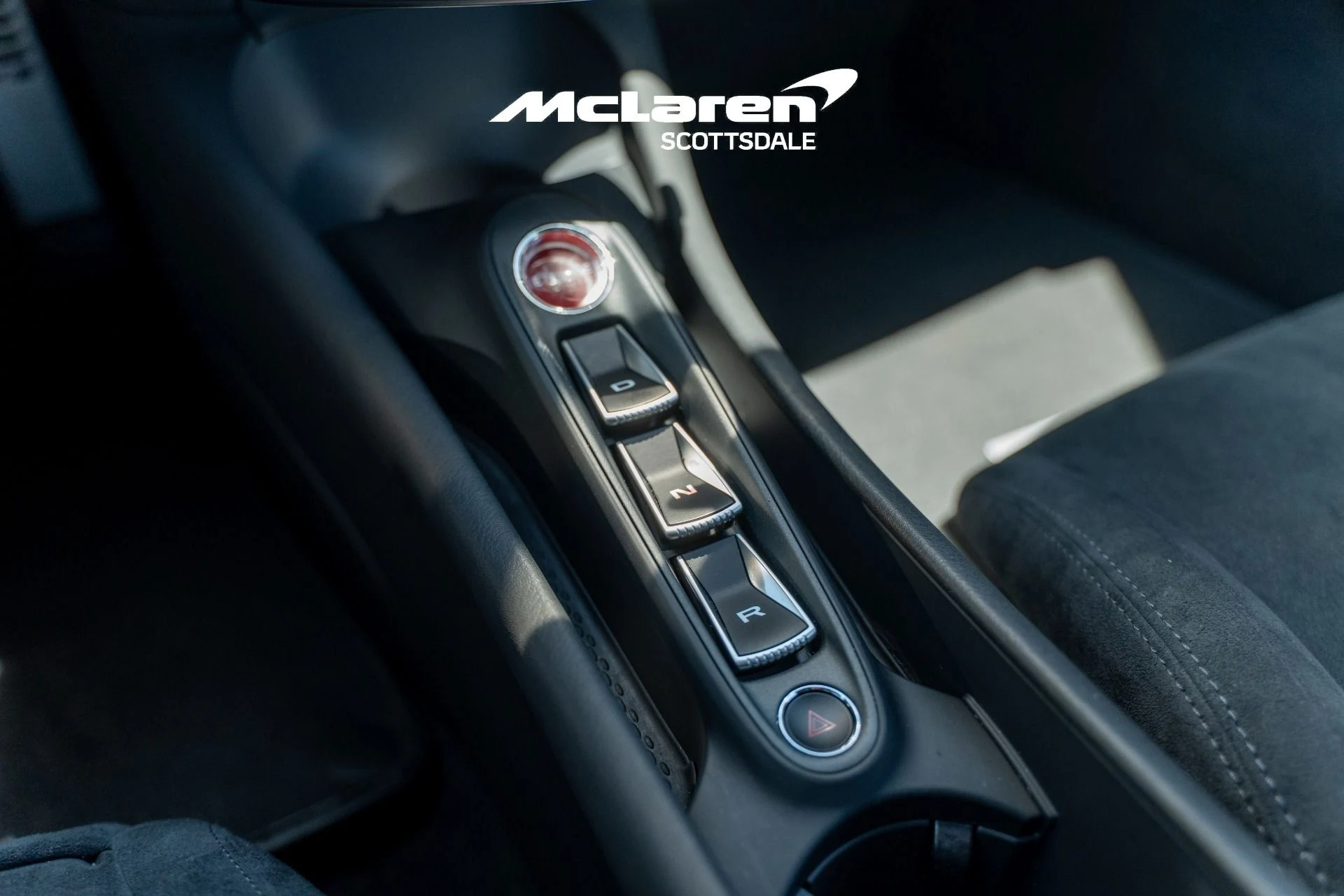 mph015_2027471884_Used_2023_MCLAREN_ARTURA_1780685437_e6b2d8b3b2