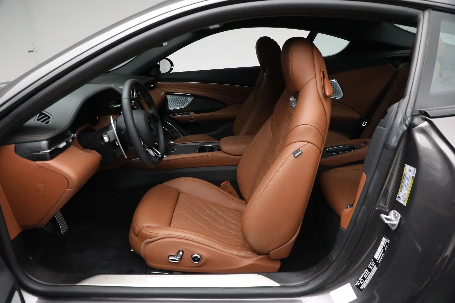 mph015_2044287174_Used_2024_Maserati_Gran_Turismo_Modena_1783952207_6e334afc58