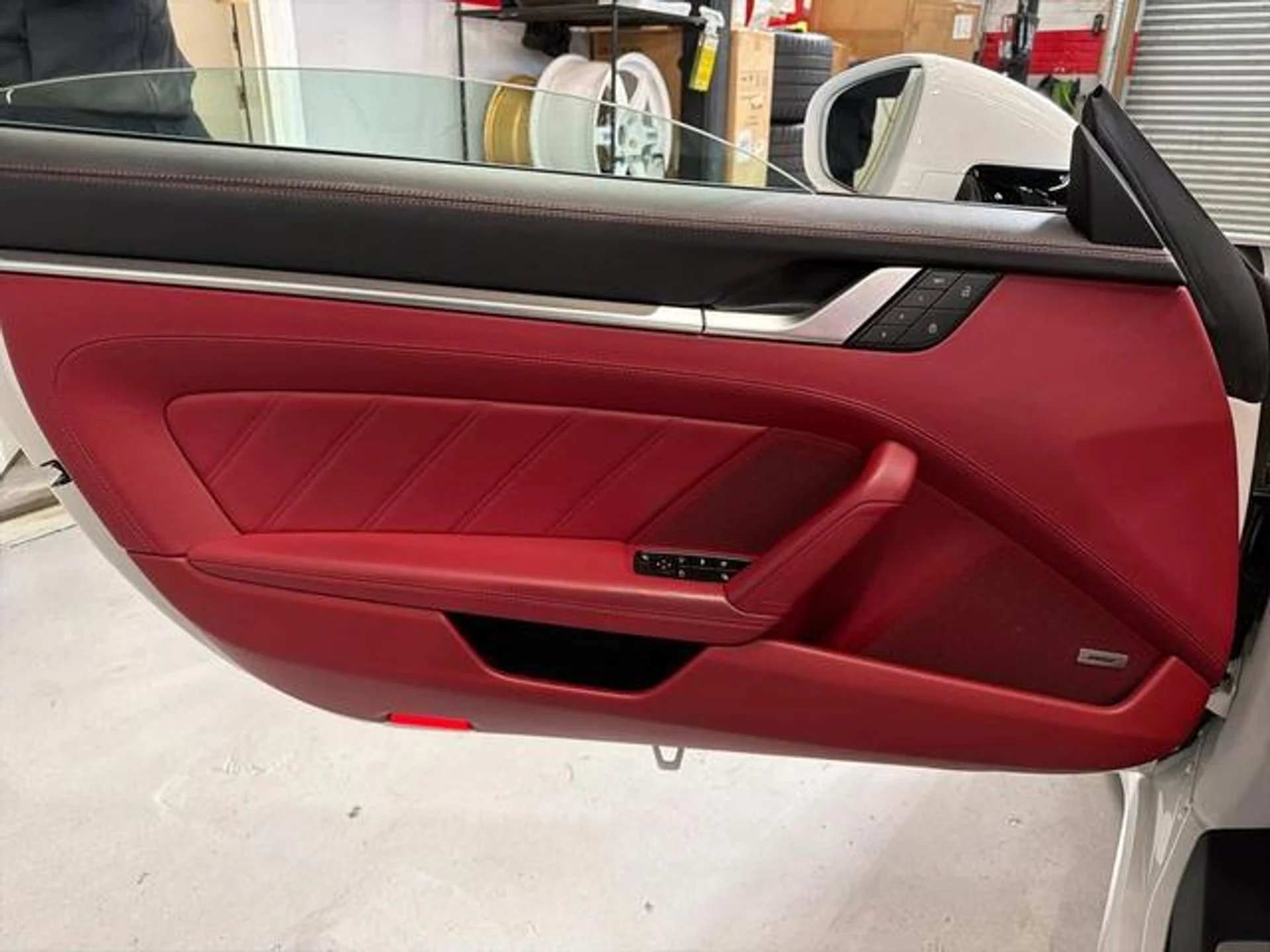 mph015_2051325452_Mgb_ZZ_Tym_FF_Dv3_BJKYC_1_Ye_D_Tew30_3fda8b468f