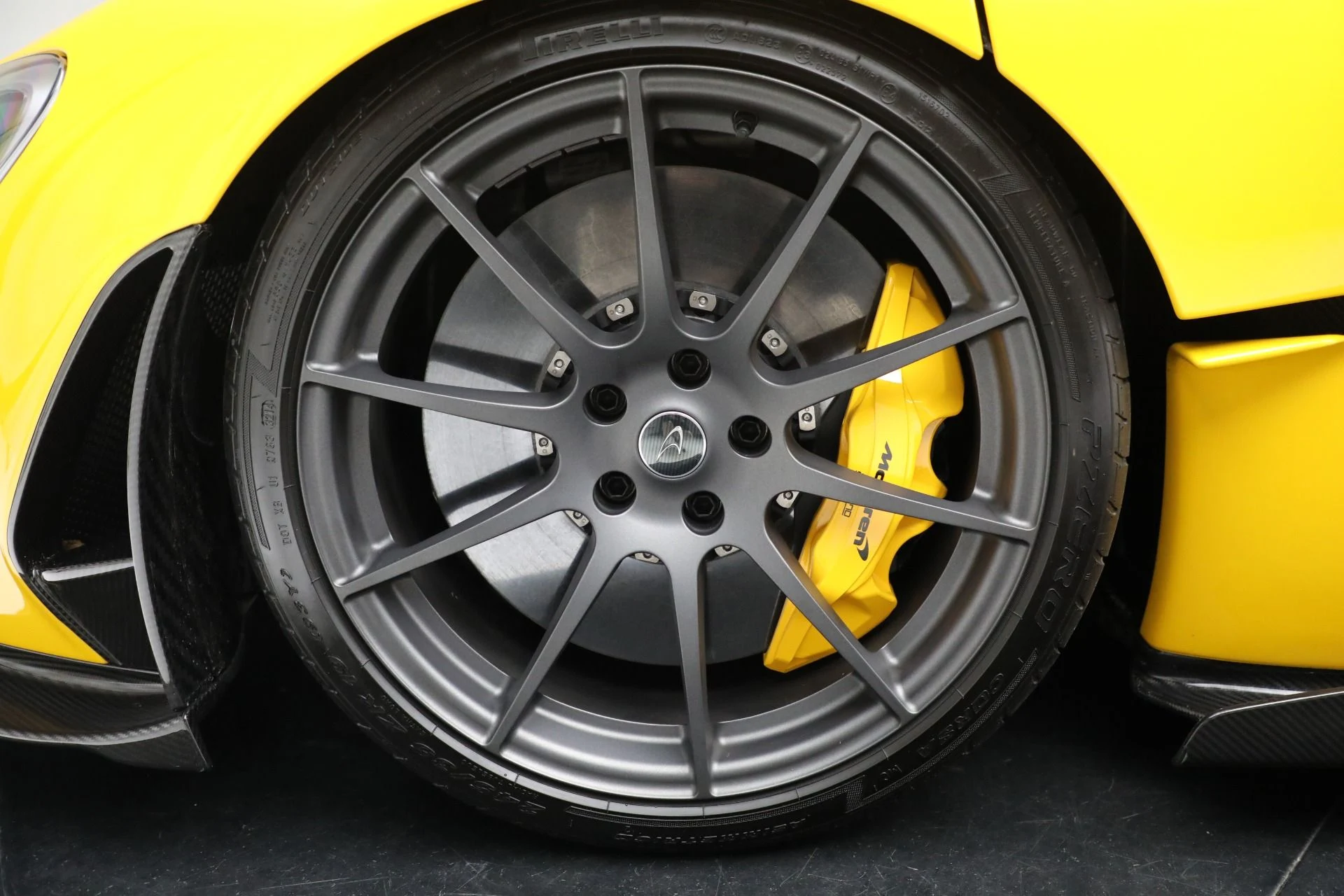 mph015_205162785_Used_2015_Mc_Laren_P1_1707822c21