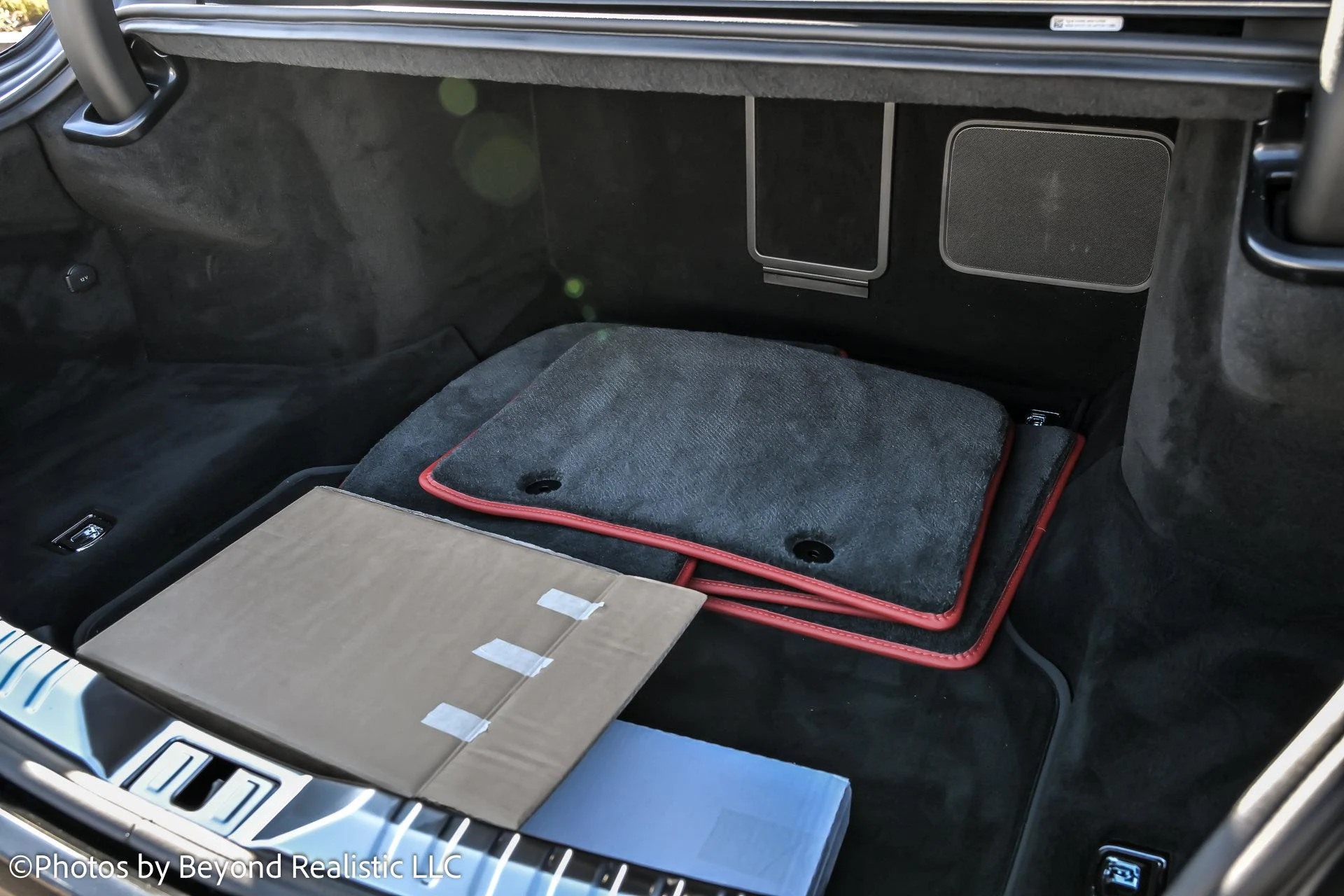 mph015_2057940769_Used_2024_Bentley_Flying_Spur_Speed_1767260386_5d59530db6