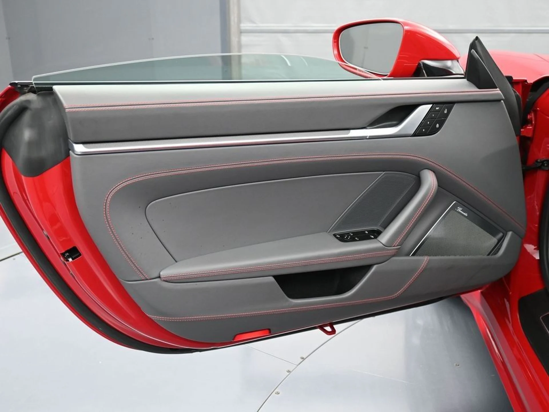 mph015_206497786_image_15_430045d64c