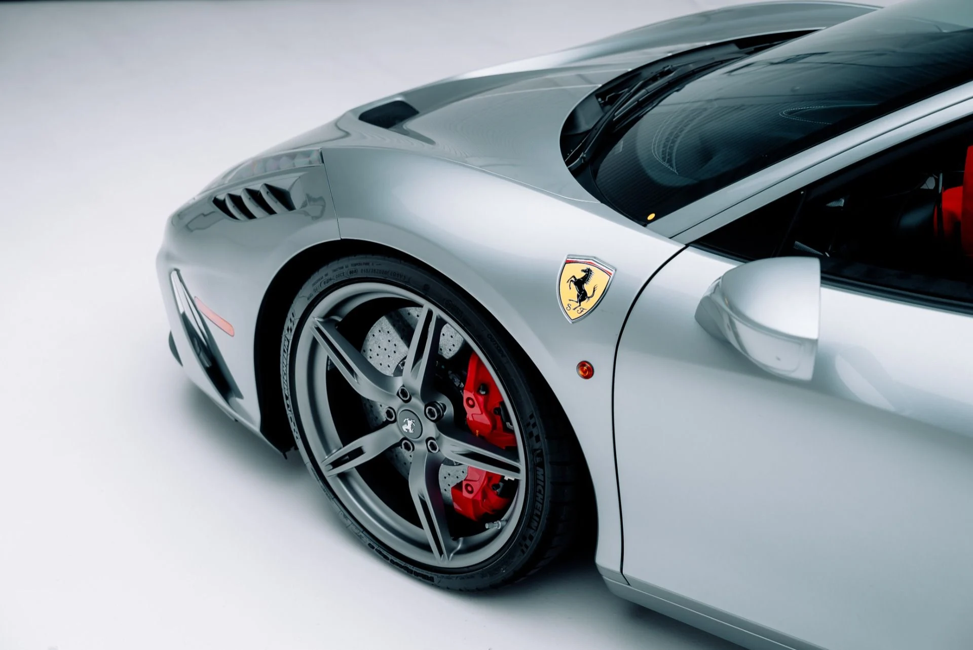 mph015_2067627550_Used_2015_Ferrari_458_Speciale_1764610565_c4c4a9b158