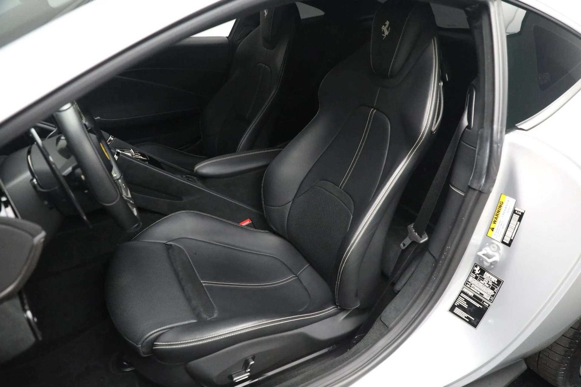 mph015_2076341100_Used_2021_Ferrari_Roma_cbd37e27d3