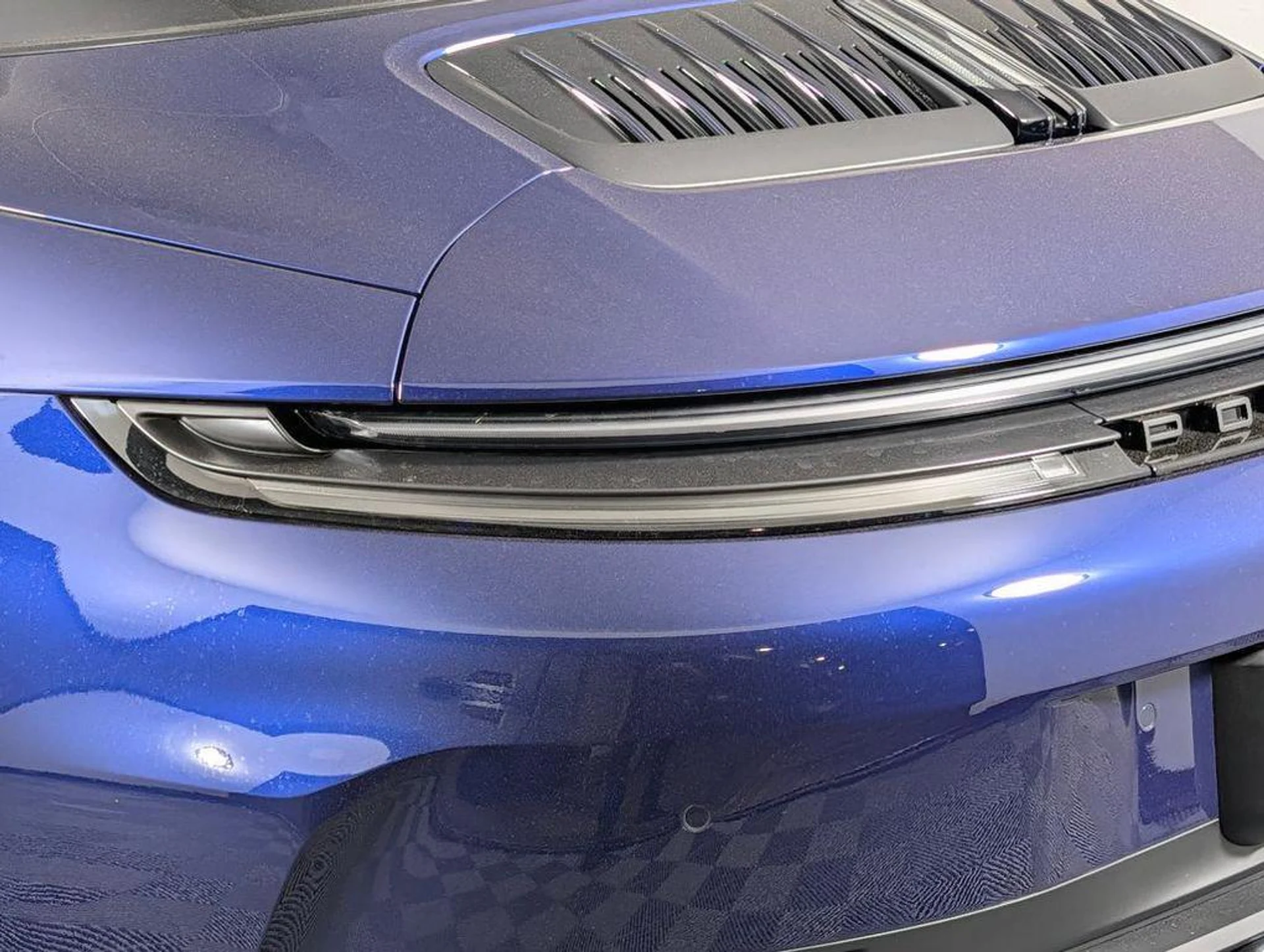 mph015_2079360069_ue_V6j_Mw_K52_BT_215_O_Ceojmb5m_Ud_I_ad026d7180