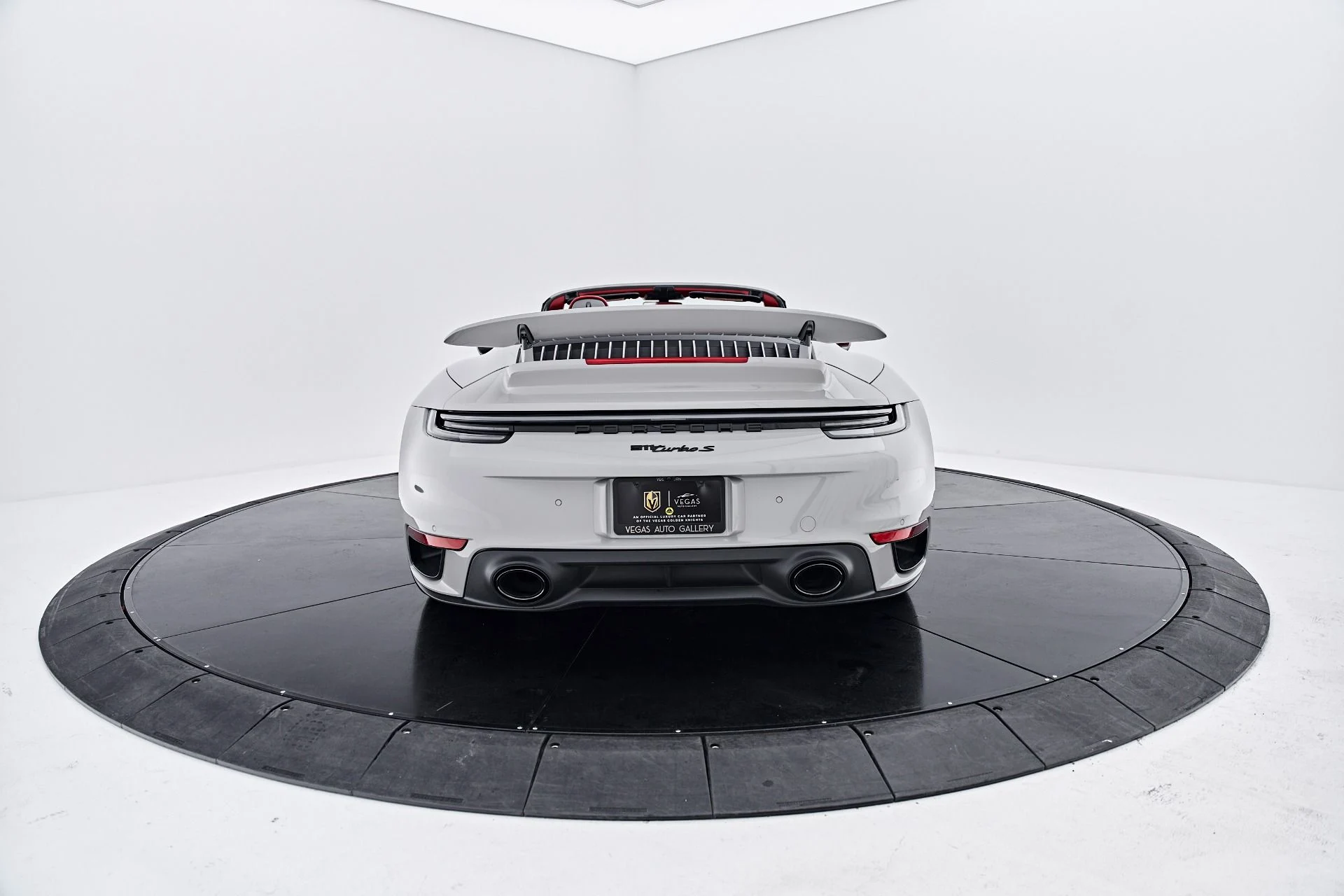 mph015_2080884491_Used_2024_Porsche_911_Turbo_S_1790987904_f246ccc09d