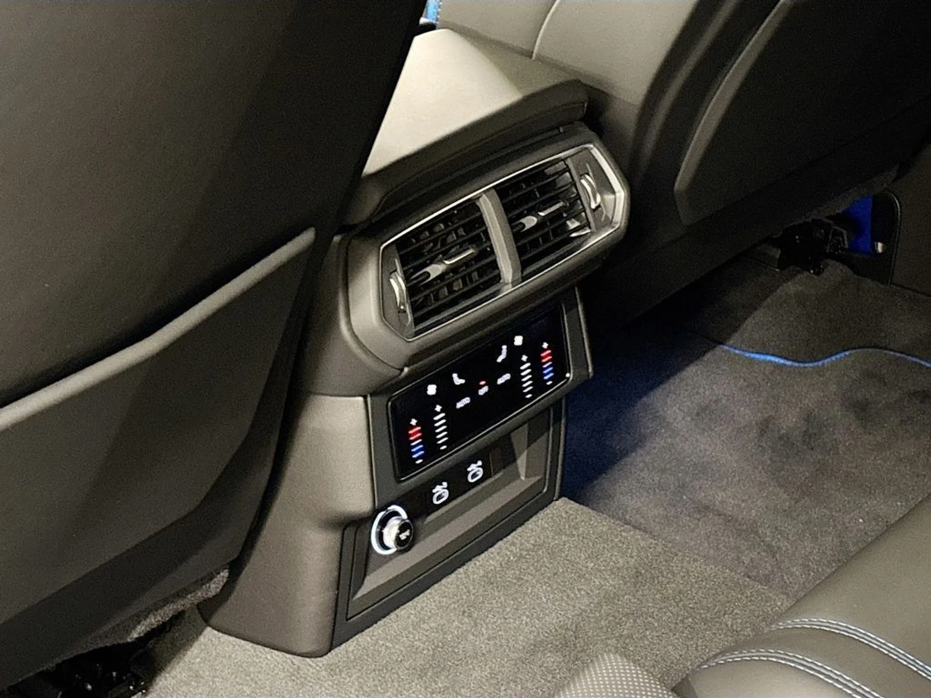 mph015_2081991028_a1f1689365b8672b695e1d7581f3c4bc_0e39d6c2b7