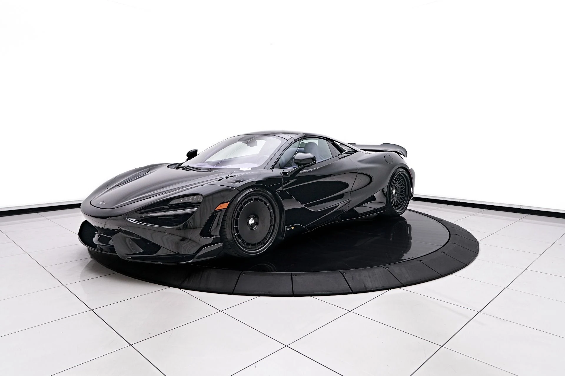 mph015_2084041014_Used_2022_Mc_Laren_765_LT_Base_1753480618_b5c299b5af