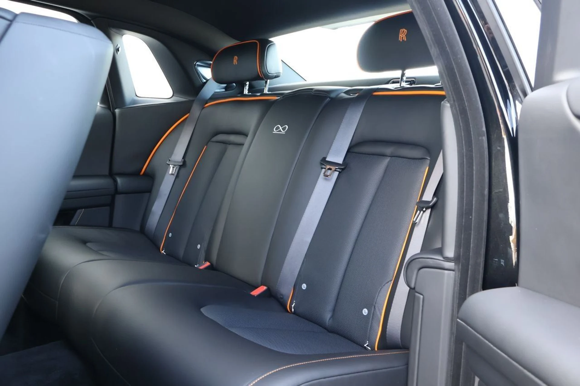 mph015_2085101183_16_e46e292175