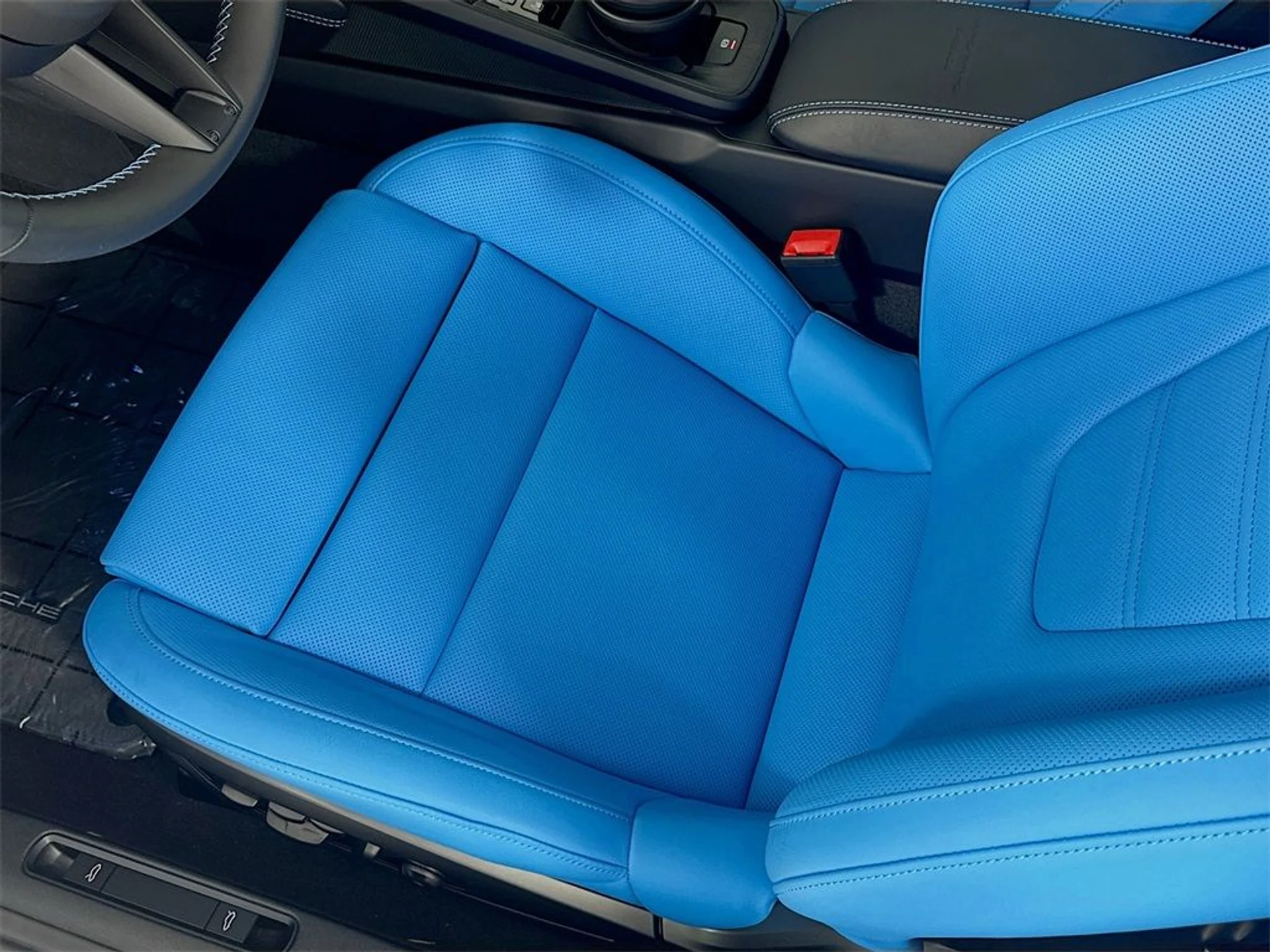 mph015_2085661131_ed4e4af2d6826825c41cd2c1eb9223e0_df674a0277