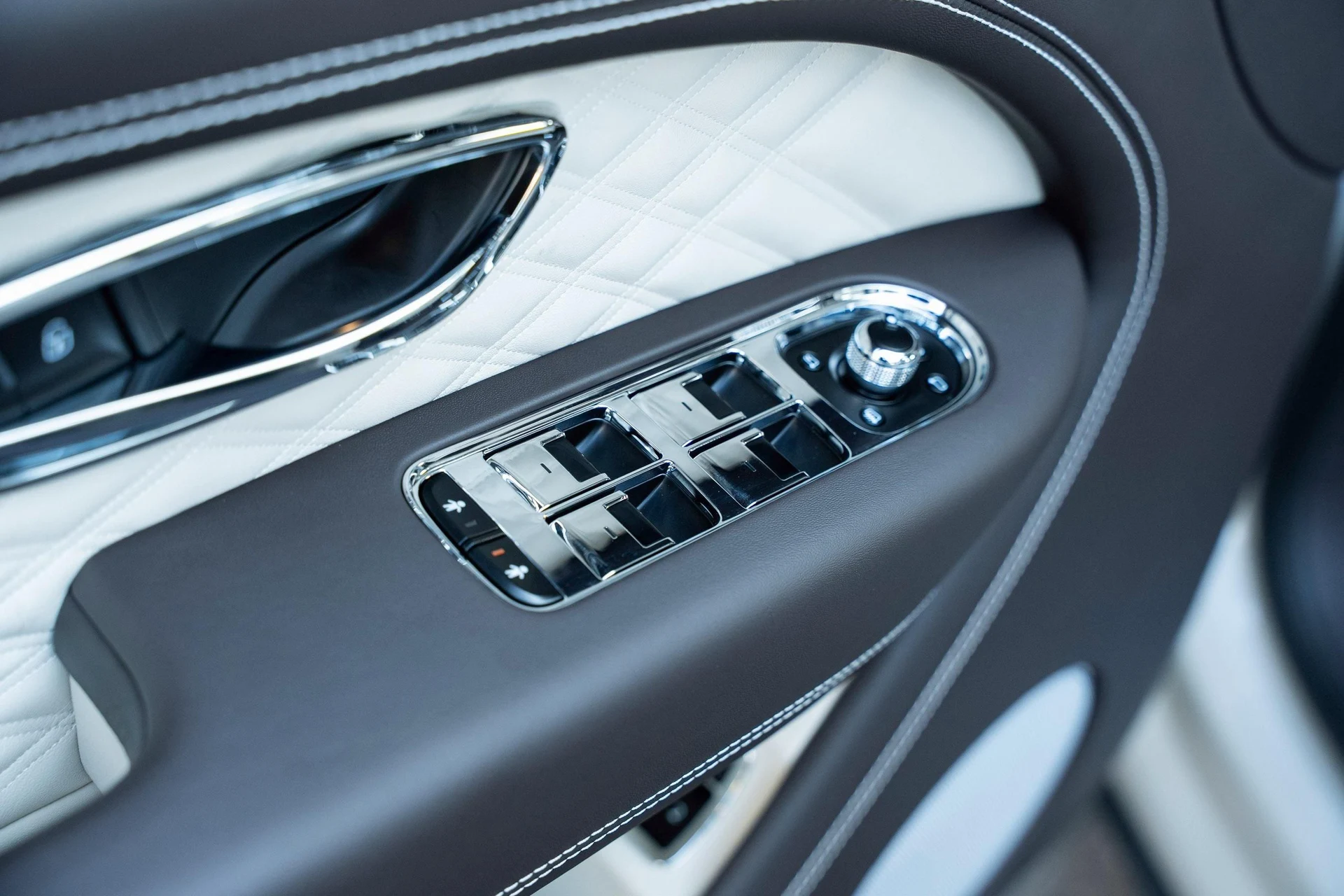 mph015_2089903386_470962090_69063caaca1ae070f76ad701_297b92cbce