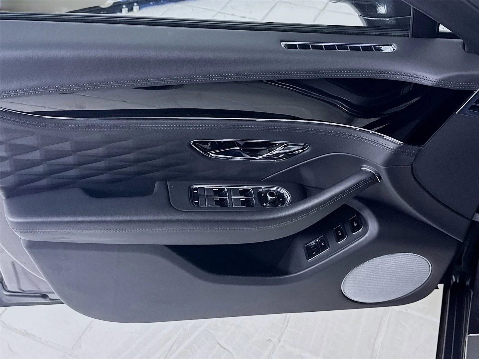 mph015_2089906400_daa86429b3ae7c13deb12d36e2ad6f22x_599b8f677c