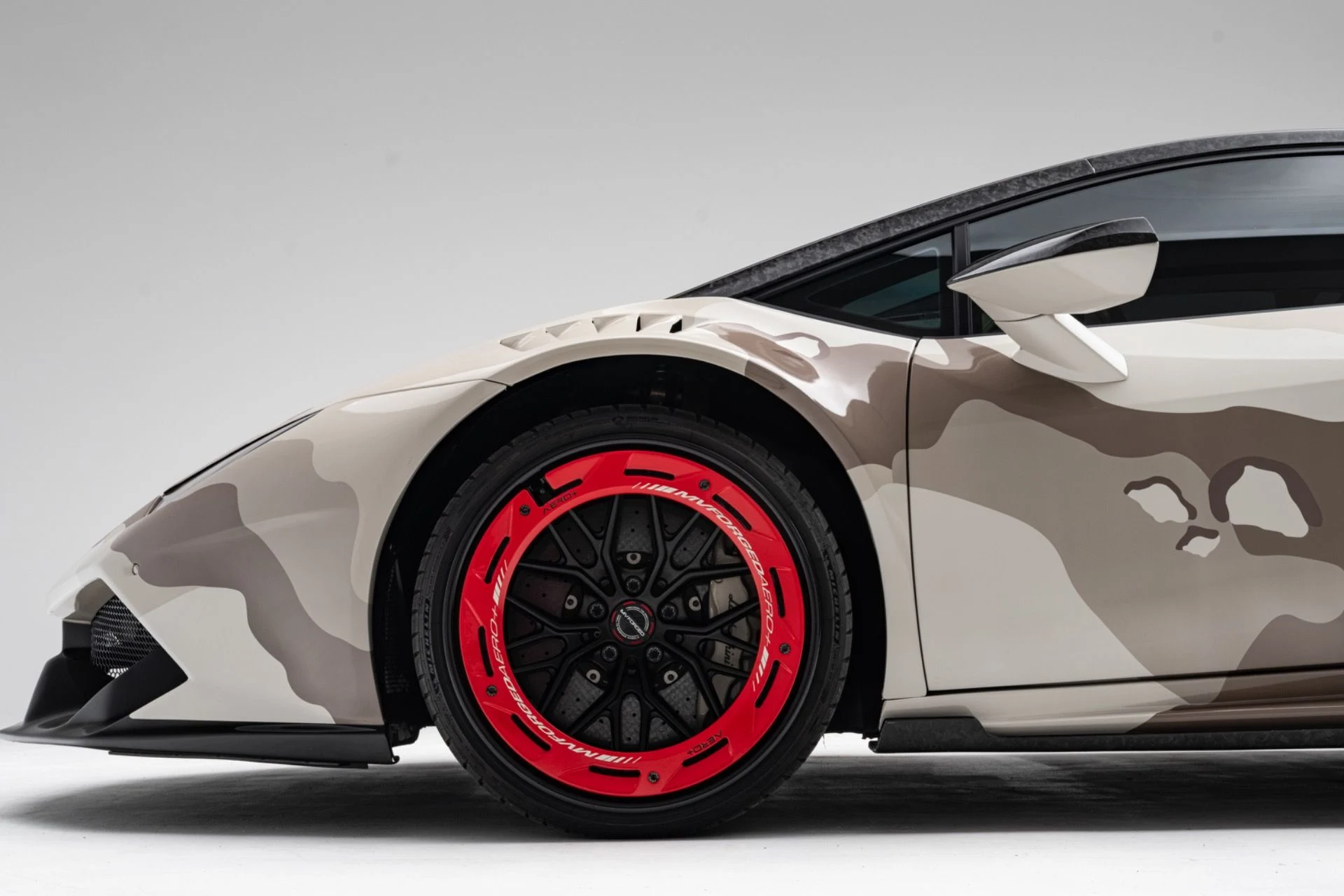 mph015_2094984508_Used_2015_Lamborghini_Huracan_LP_610_4_1777064627_767c314ecb