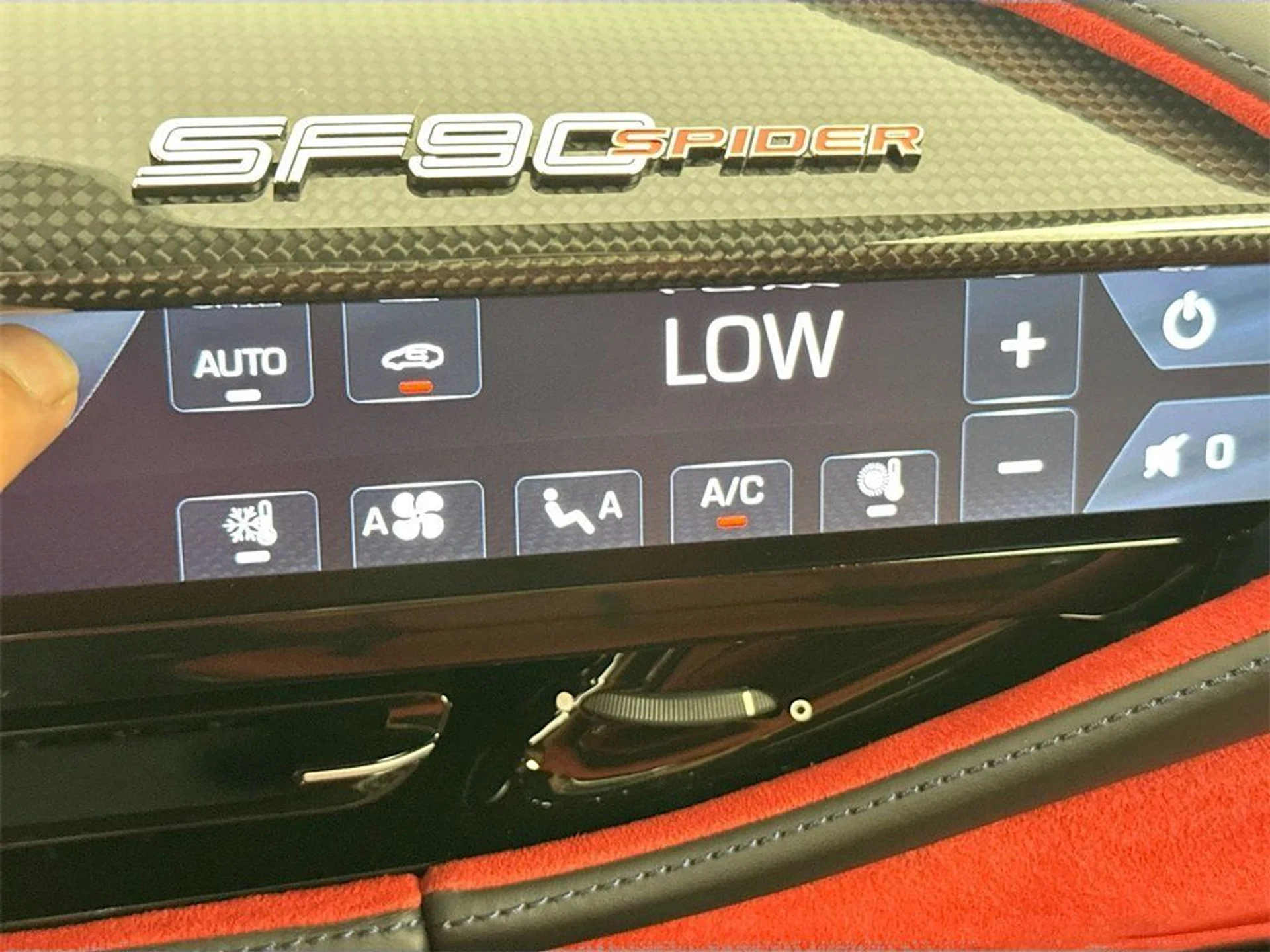 mph015_2104318012_57a0ea7f6da9b0d8240fef1c47cfa2a1_45be1ed3e8