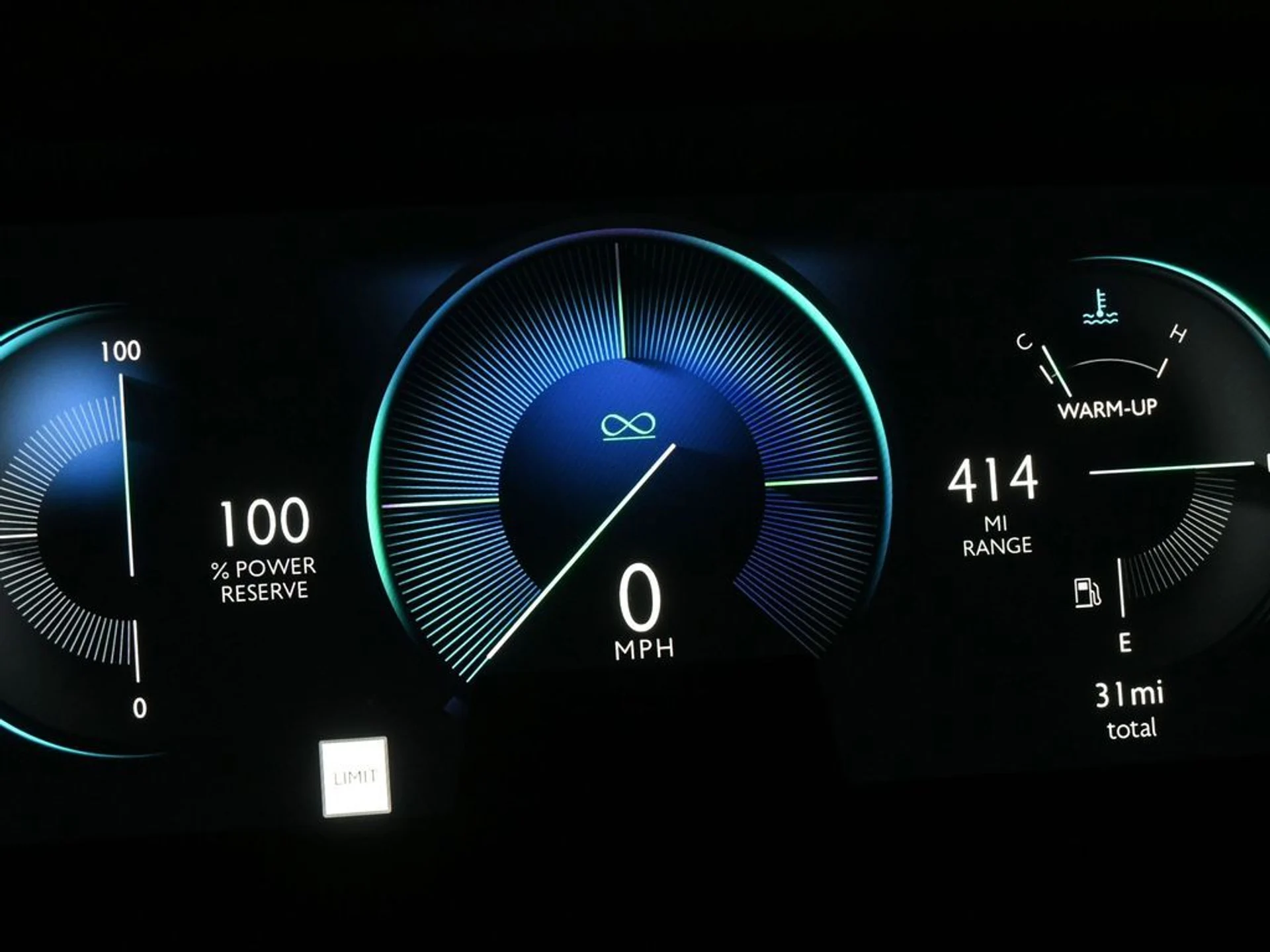 mph015_2104644724_8b311304e4fb00896909968c9f07c57dx_4438085548