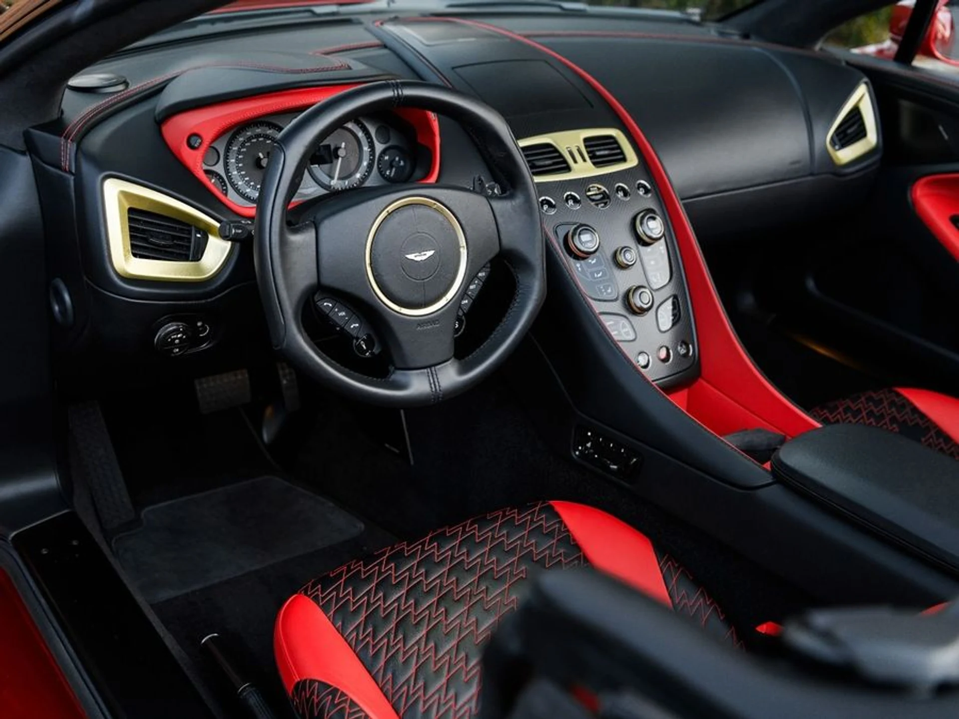 mph015_2111948978_ef240f30_ee70_4370_b118_550155022a4b_204addf2ff