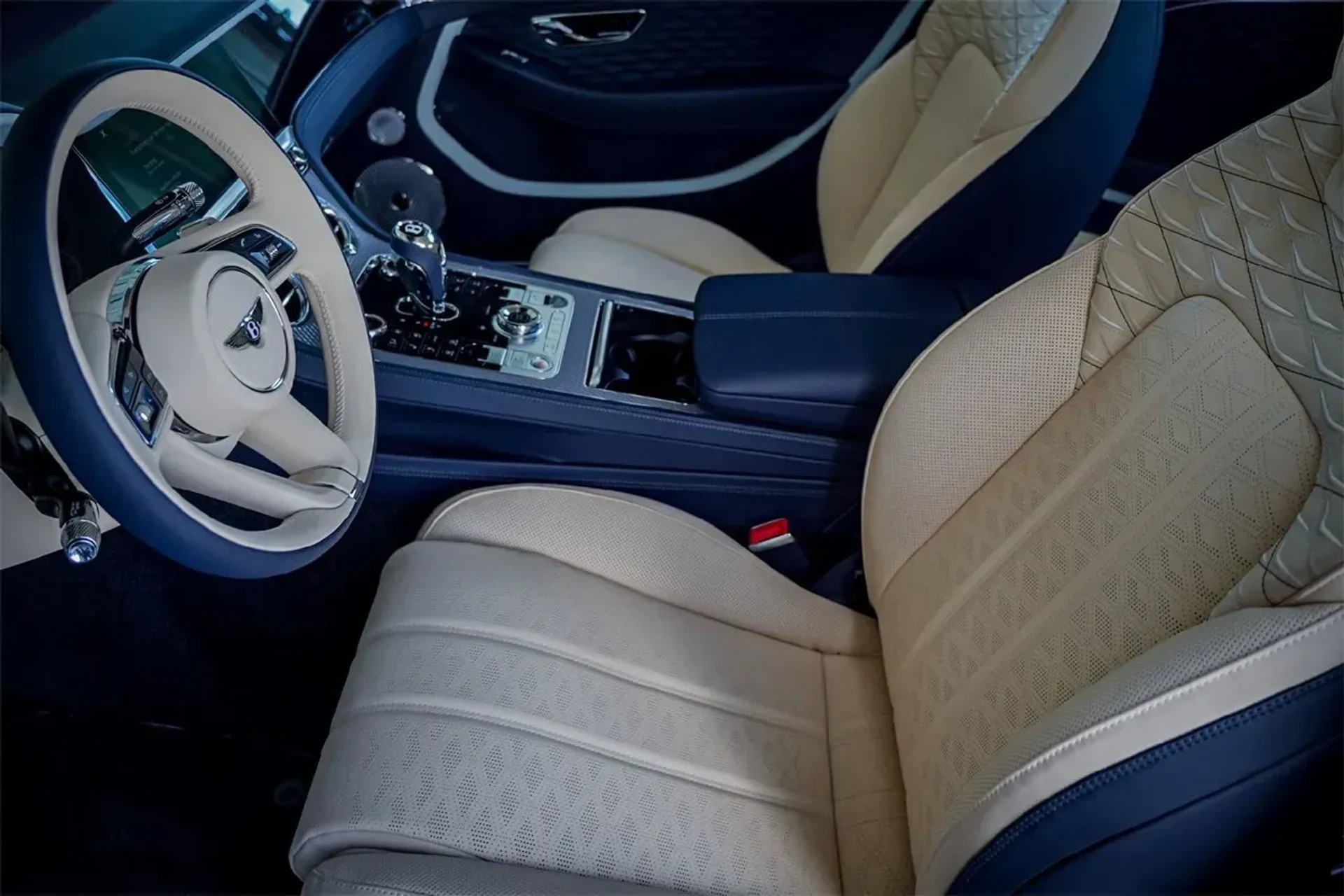 mph015_2112386247_4487c2ae247748e284fd016e2d1ea05a_355ca141cb