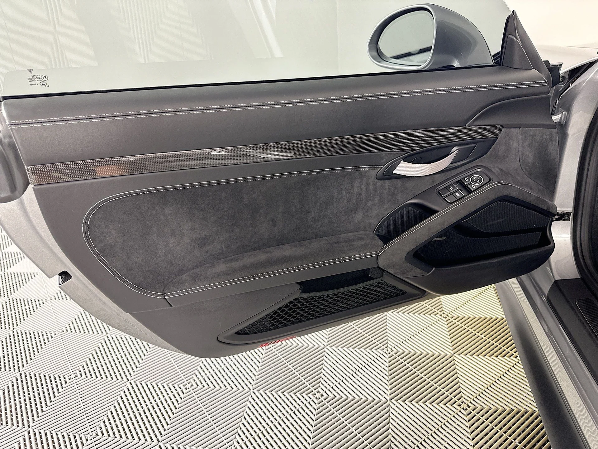 mph015_21185459_16_31bb77f614