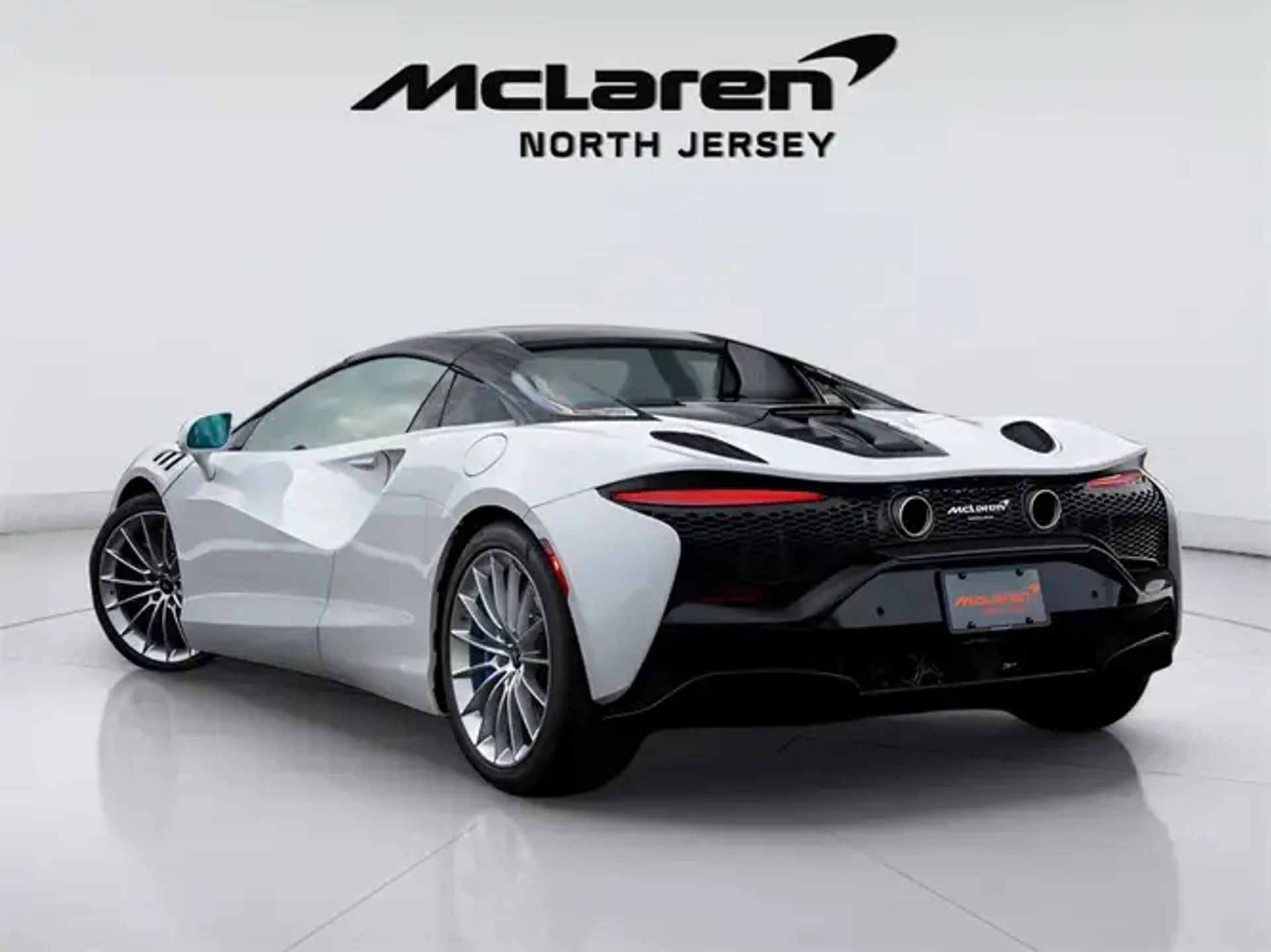 mph015_2121187127_TOQE_6c9vo_Yz_Z_Rx_Lt_med_239e4c57f2