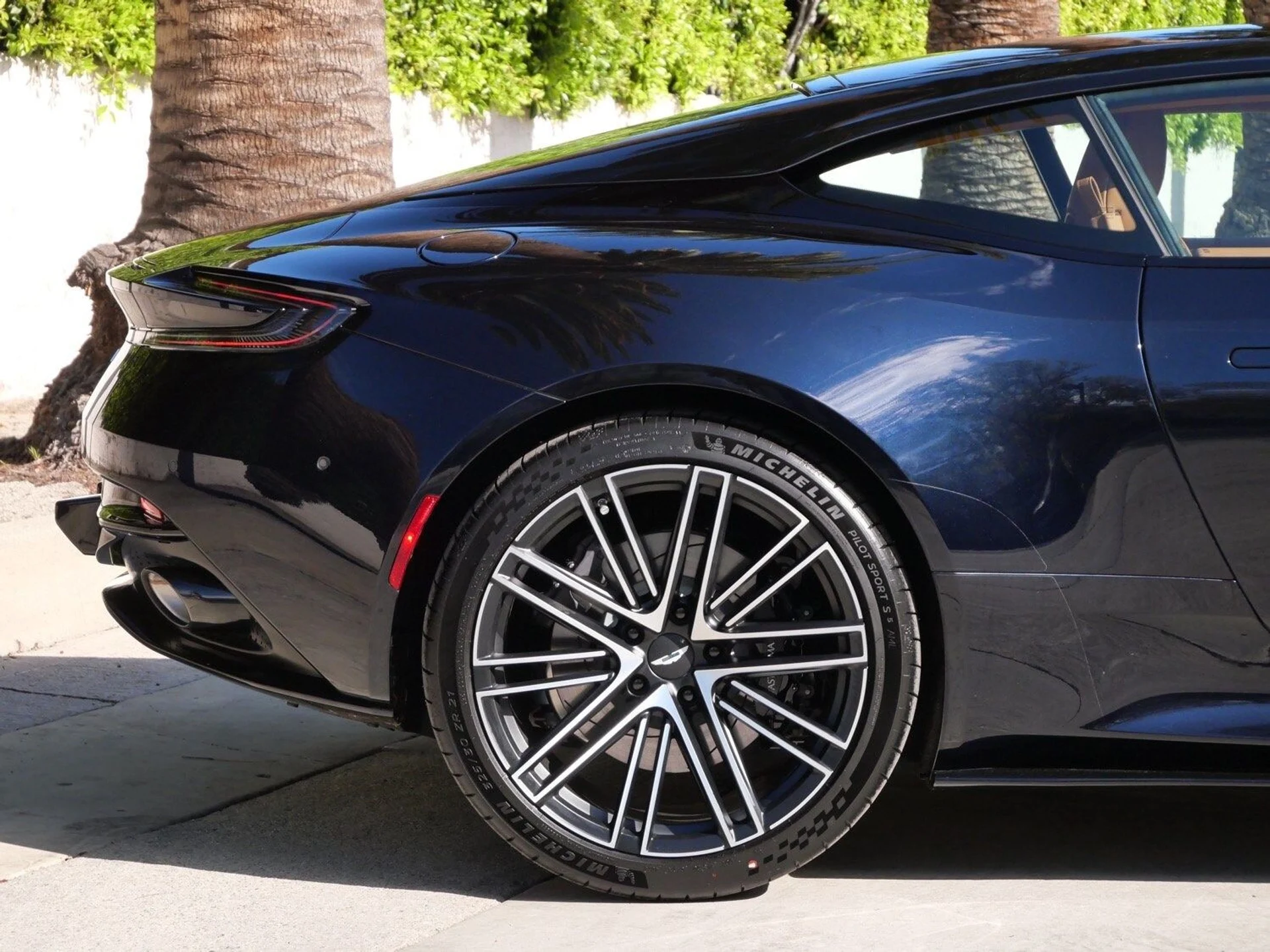 mph015_2122747474_539caed0efcdf643fd141a006c0be8c9x_9b8899dcc6