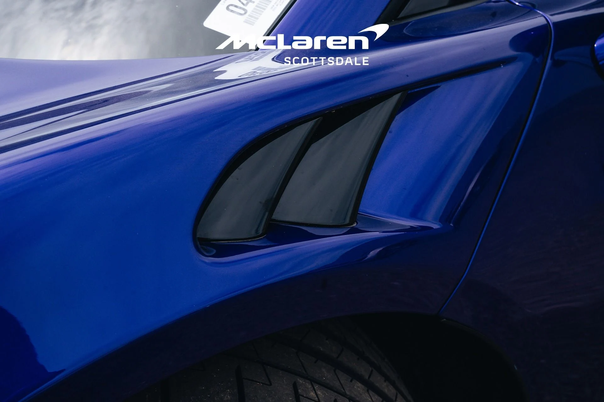 mph015_2125958193_Used_2023_MCLAREN_ARTURA_Vision_1748904428_03d864c152