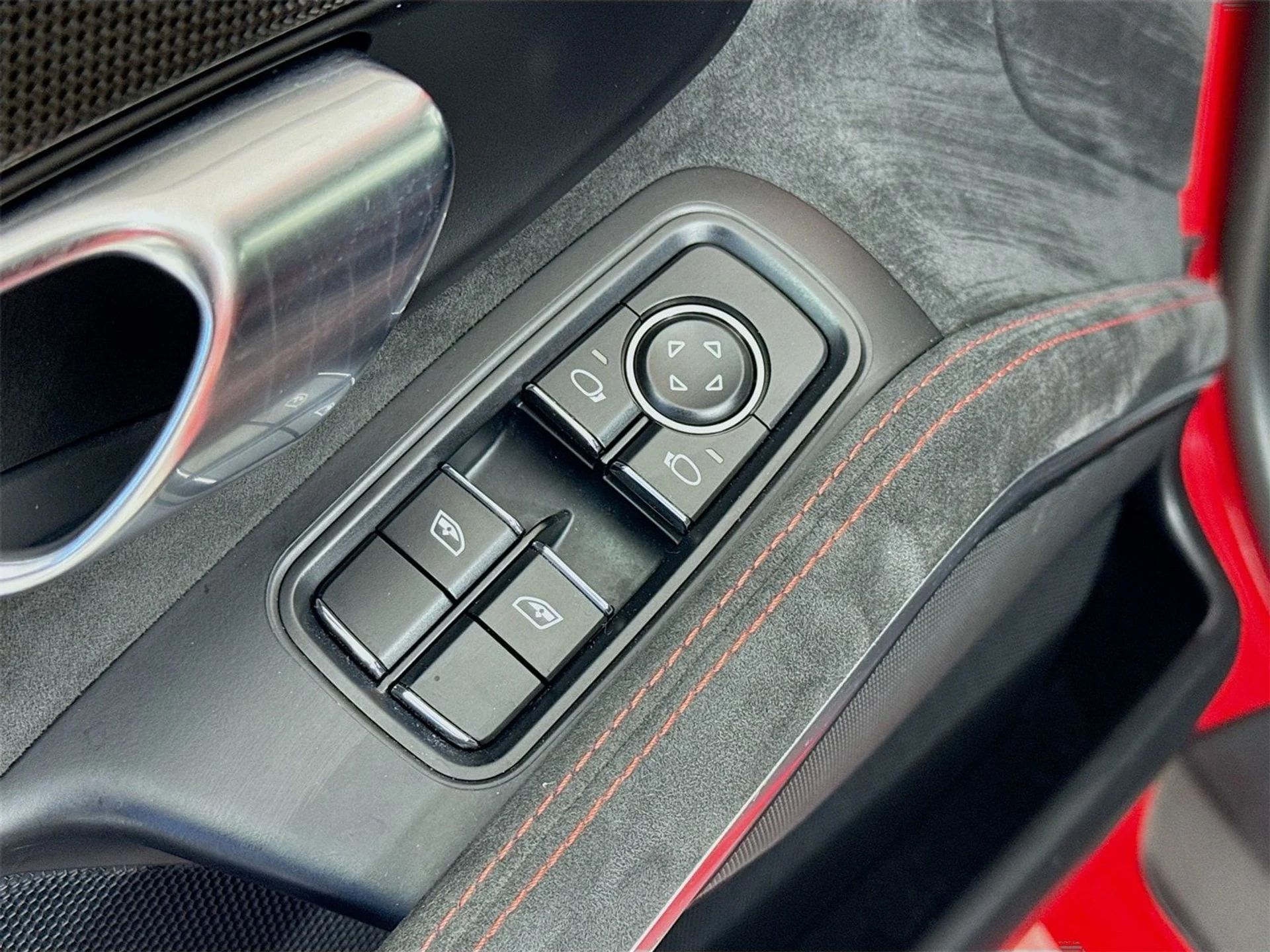 mph015_2128591190_0628bcdb3aae55dfab45c7b14c3e06b3x_11e66910e8