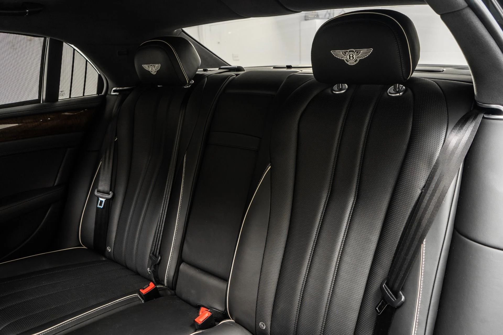 mph015_2132497258_Used_2015_Bentley_Flying_Spur_V8_1757017616_97ec22d8a9