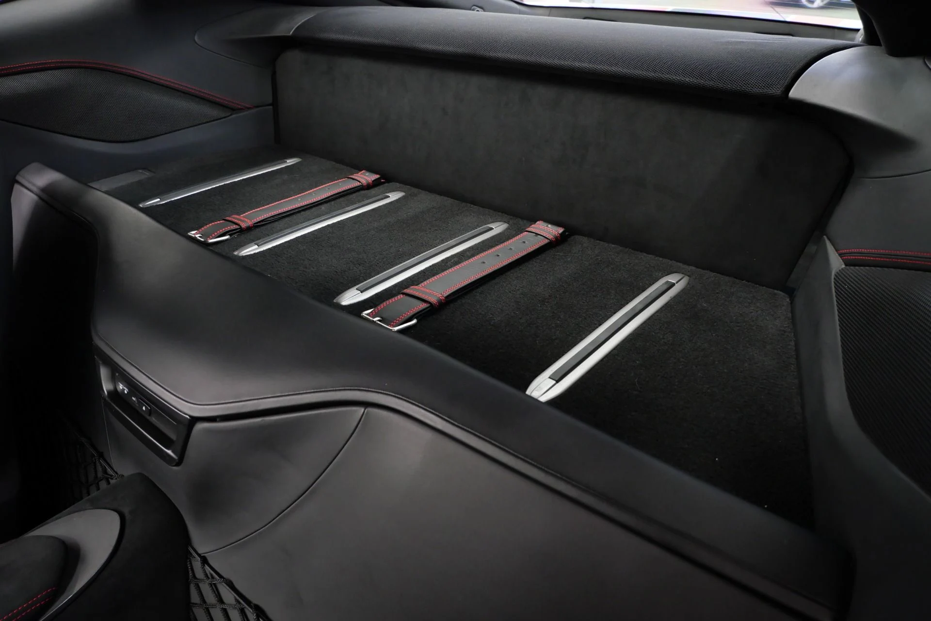 mph015_2136021515_Used_2015_Ferrari_F12berlinetta_Extensive_Interior_Carbon_Fiber_Diamond_Stitching_1790872038_4bf13a73f5