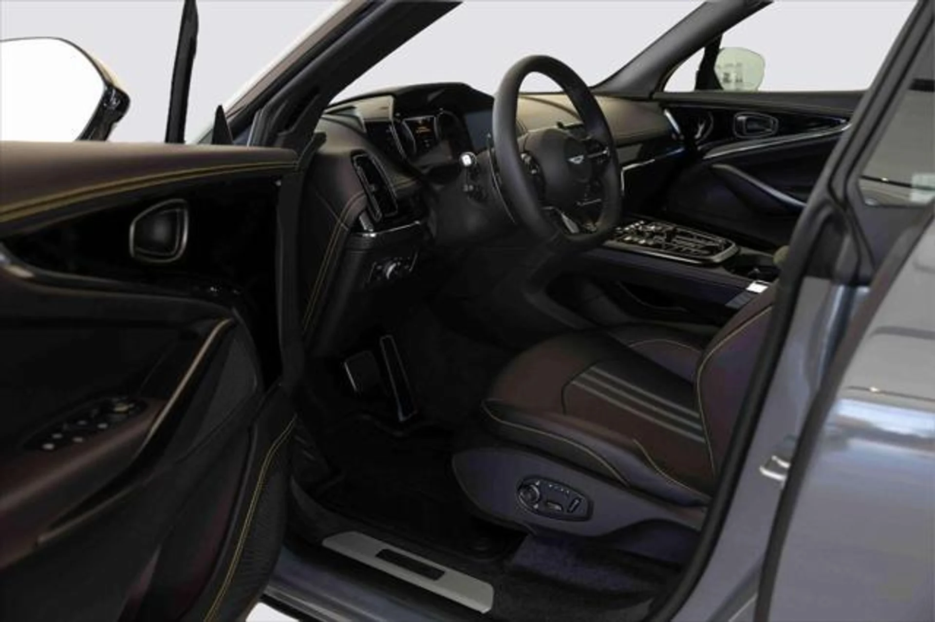 mph015_2136136129_3_GF_Fywmm_I5oyn_O_Td_MMSOVD_9_Lj_Vo_7ad99024ec