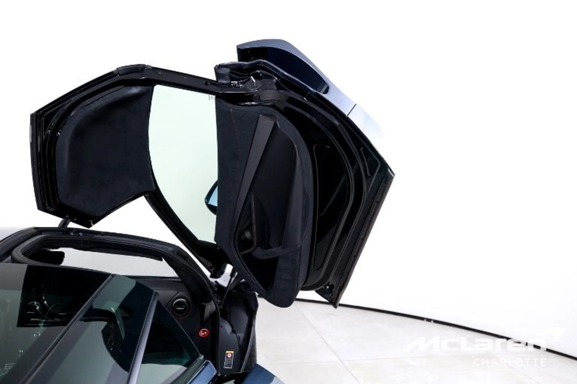 mph015_2139428750_Used_2024_Mc_Laren_750_S_4564c74b60