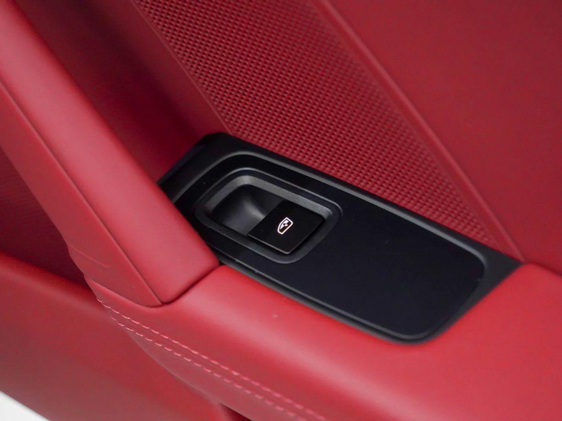 mph015_2140568763_R_Qmct_O_Bukxy_Pcv_V0_Y5_Tv_H7me4j_Q_289f232c4b