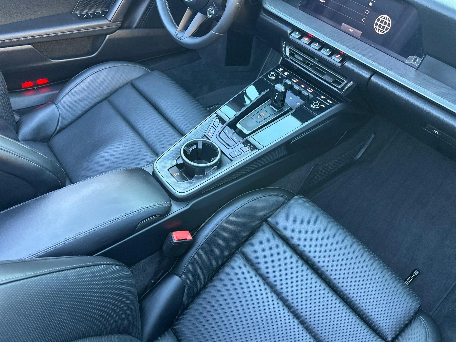 mph015_2146819083_Used_2022_Porsche_911_Carrera_S_1772634353_a9348bf1d9