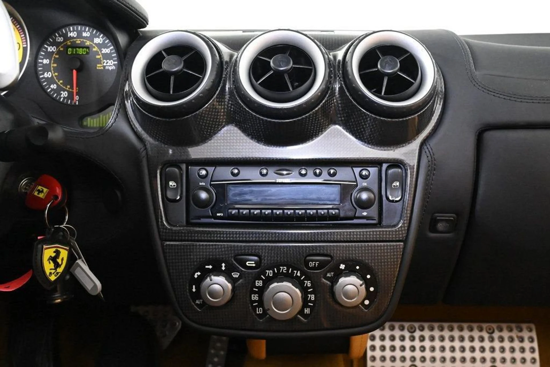 mph015_2153637483_c1eb8c69861b494e8ecac5156156a476_6b780b967b