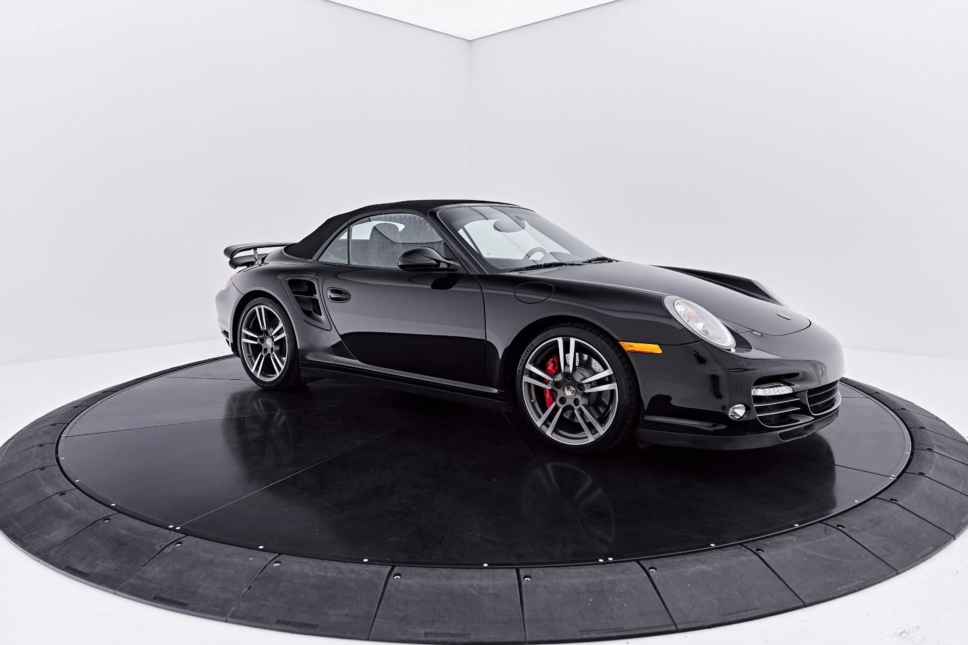 mph015_2153709137_Used_2010_Porsche_911_Turbo_1785431113_085b3c9d81