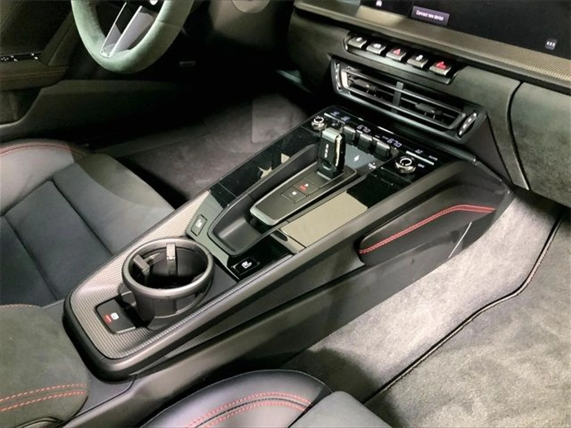 mph015_2154795624_cdefba10bf04a67f1e47a5539cfc421e_dd64ae5584