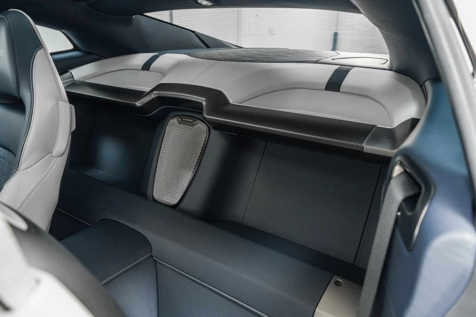 mph015_2163903995_Used_2025_Aston_Martin_Vanquish_552_K_MSRP_Titanium_Exhaust_Interior_Carbon_Pack_1772060483_05f44737bd