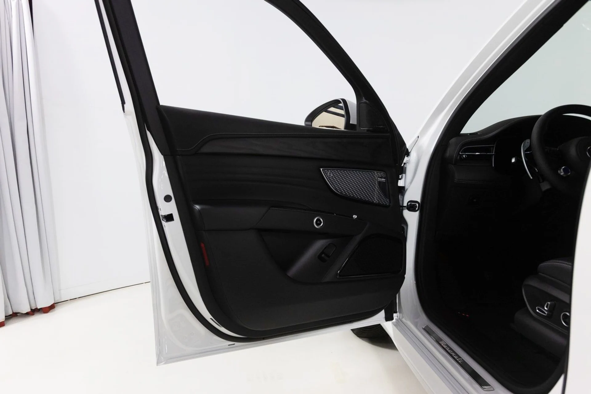 mph015_2164255002_44f6176162954bbbb27985a28f5be5f2_8fd2ada73b