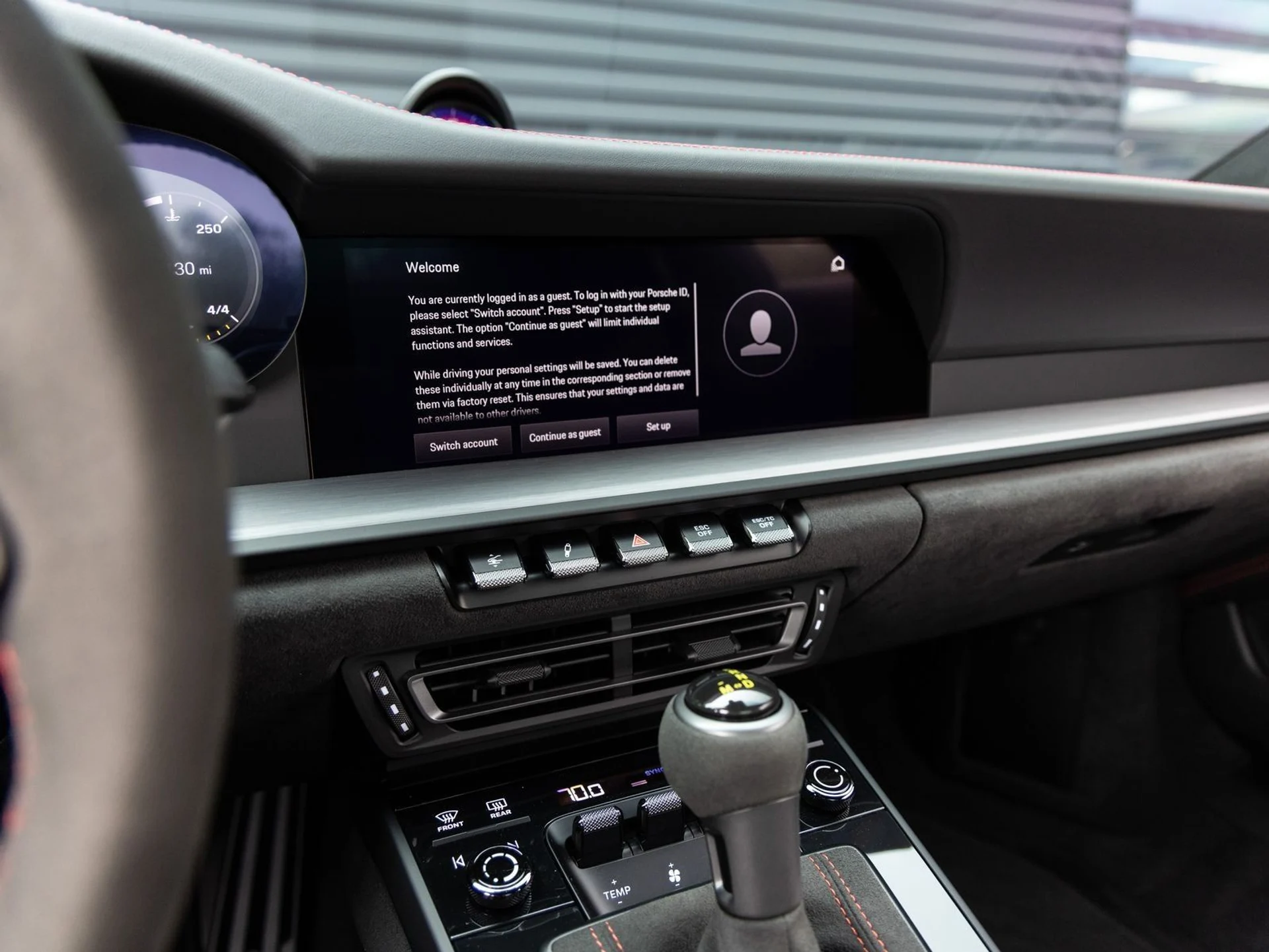 mph015_2165721277_16_dbc5c4b49f