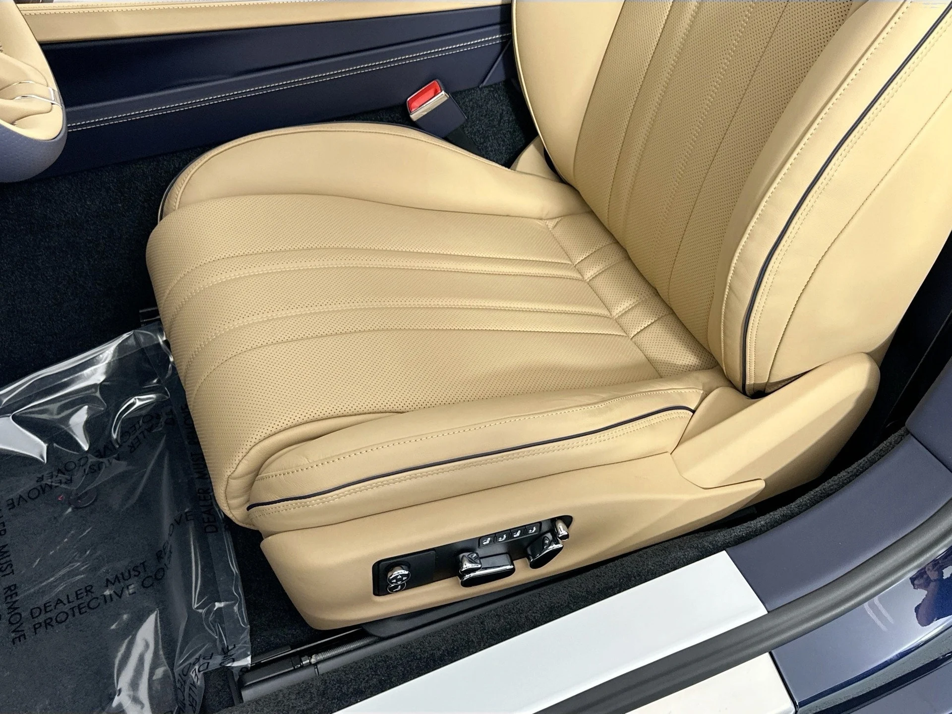 mph015_2169112264_16_ecb818570f