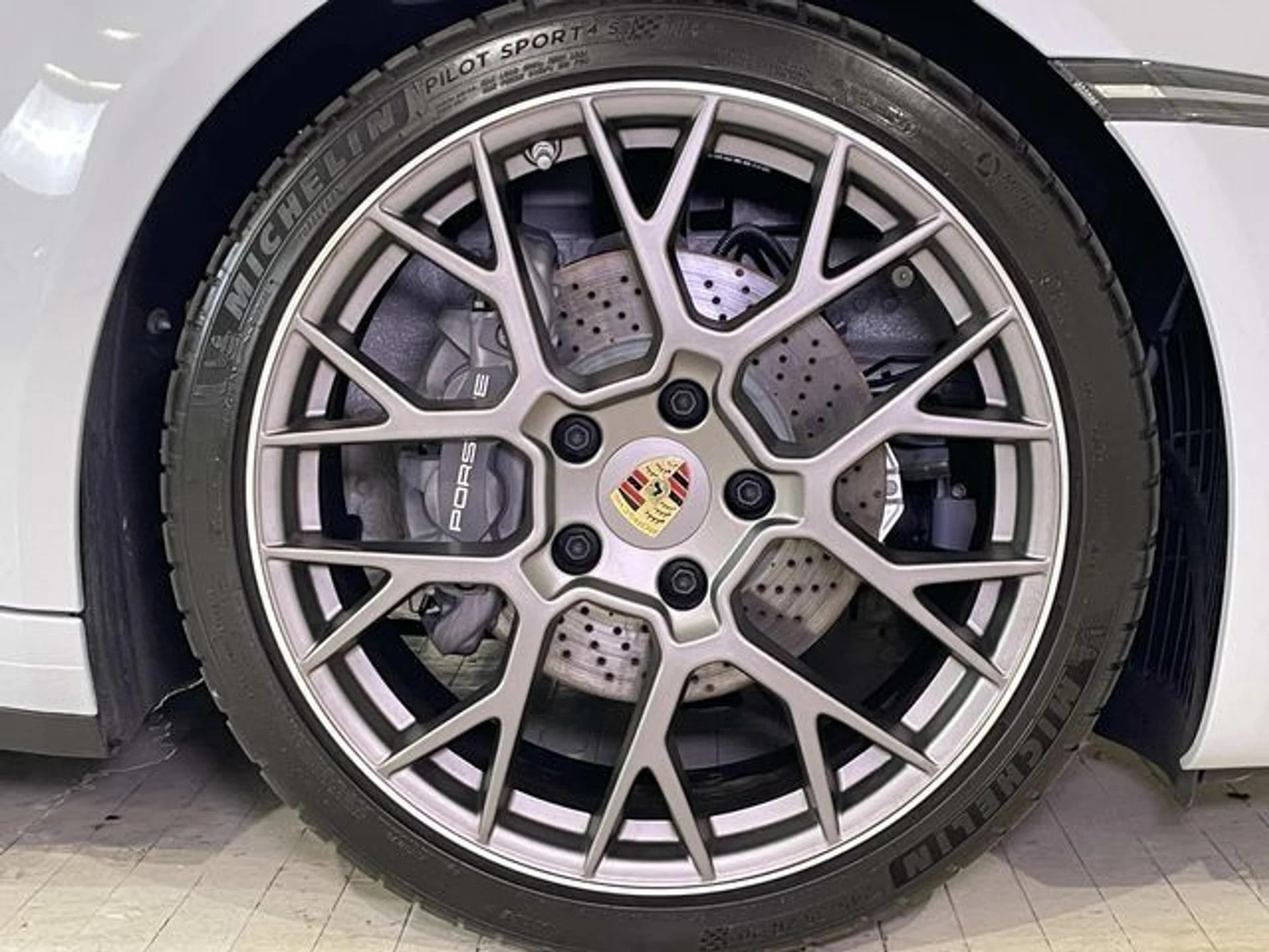 mph015_2170156589_ac306a9e3e89298fd88ce44825c427a9x_de90f5798a