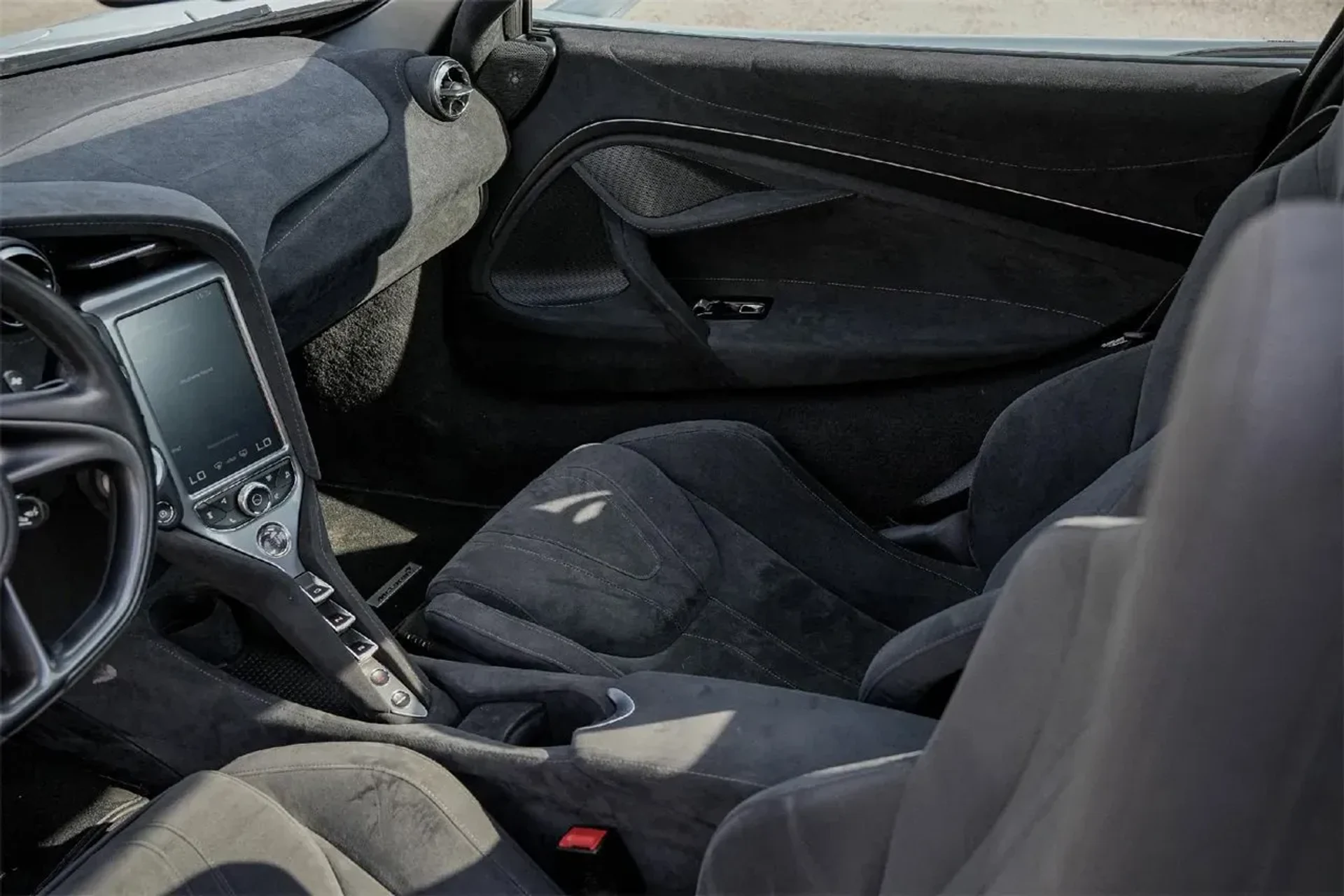 mph015_2177311776_41594d2a9fbb47fd9c1f8ce26e8e08ca_95e16b389c