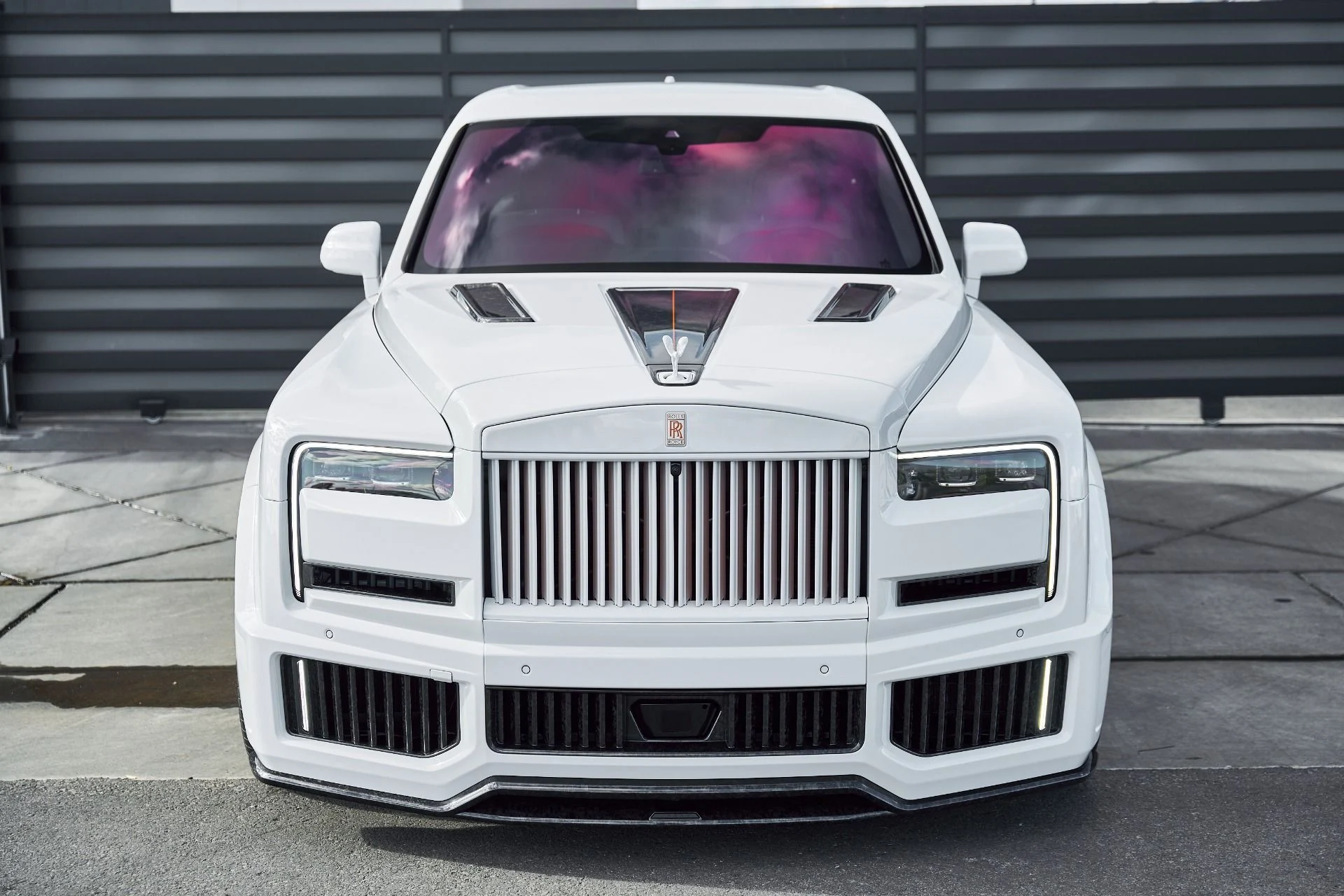 mph015_2180512315_Used_2026_Rolls_Royce_Cullinan_Base_1766884719_1b961866aa