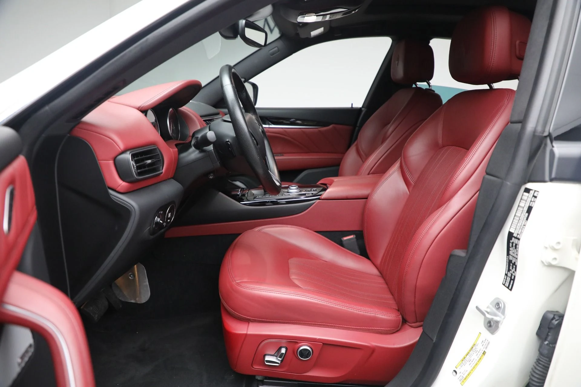 mph015_2184194592_Used_2022_Maserati_Levante_GT_5a80090705