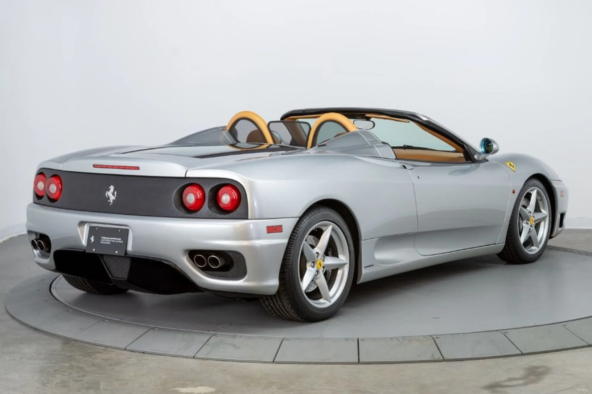 mph015_2185396001_Used_2003_Ferrari_360_Spider_6e0c947881