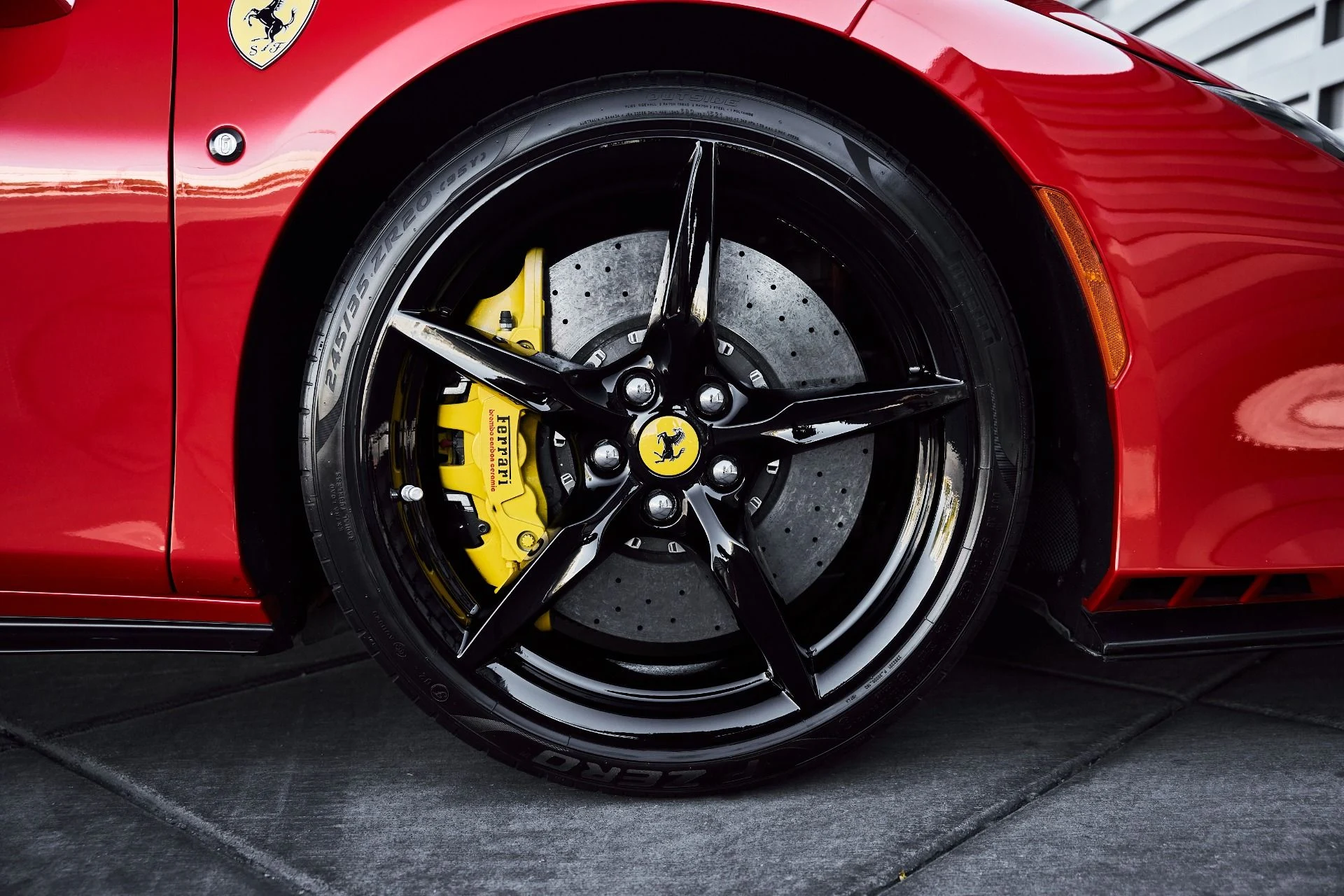 mph015_219396730_Used_2023_Ferrari_F8_Spider_Base_1775613518_b8b1c78c6f