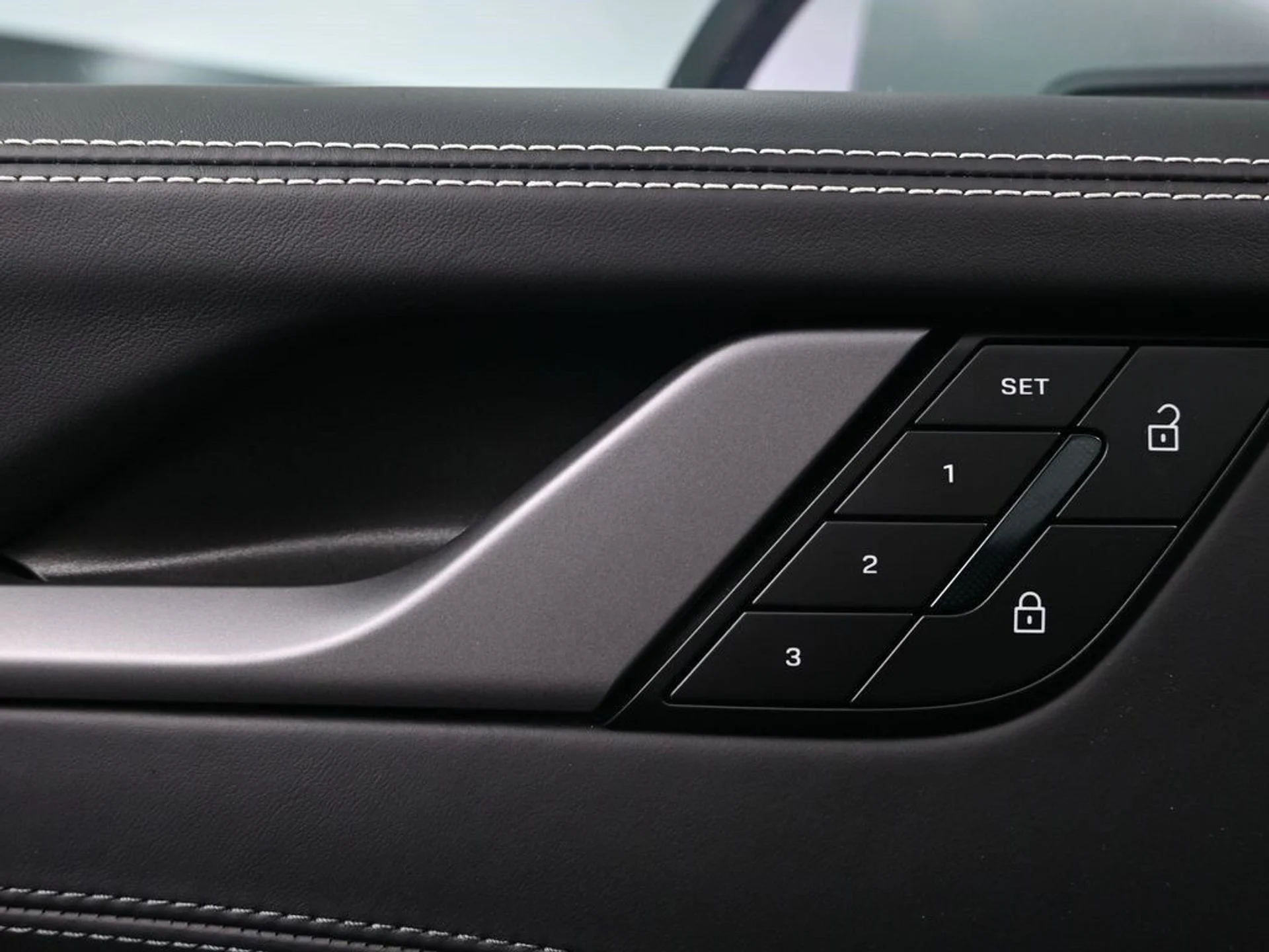 mph015_2194300254_14022179581a3b3d59dee7231e7c2a20x_5516aa278b