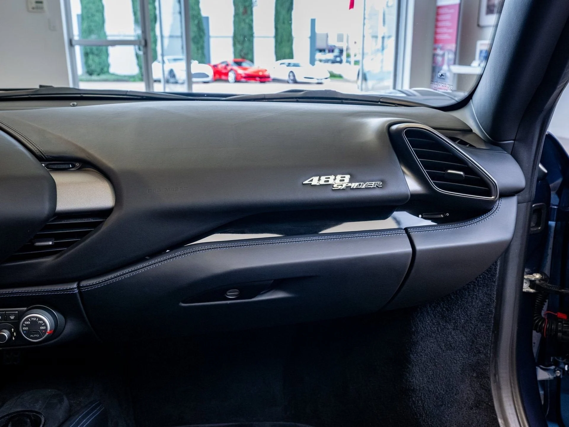 mph015_2195982604_16_ee41b932d9