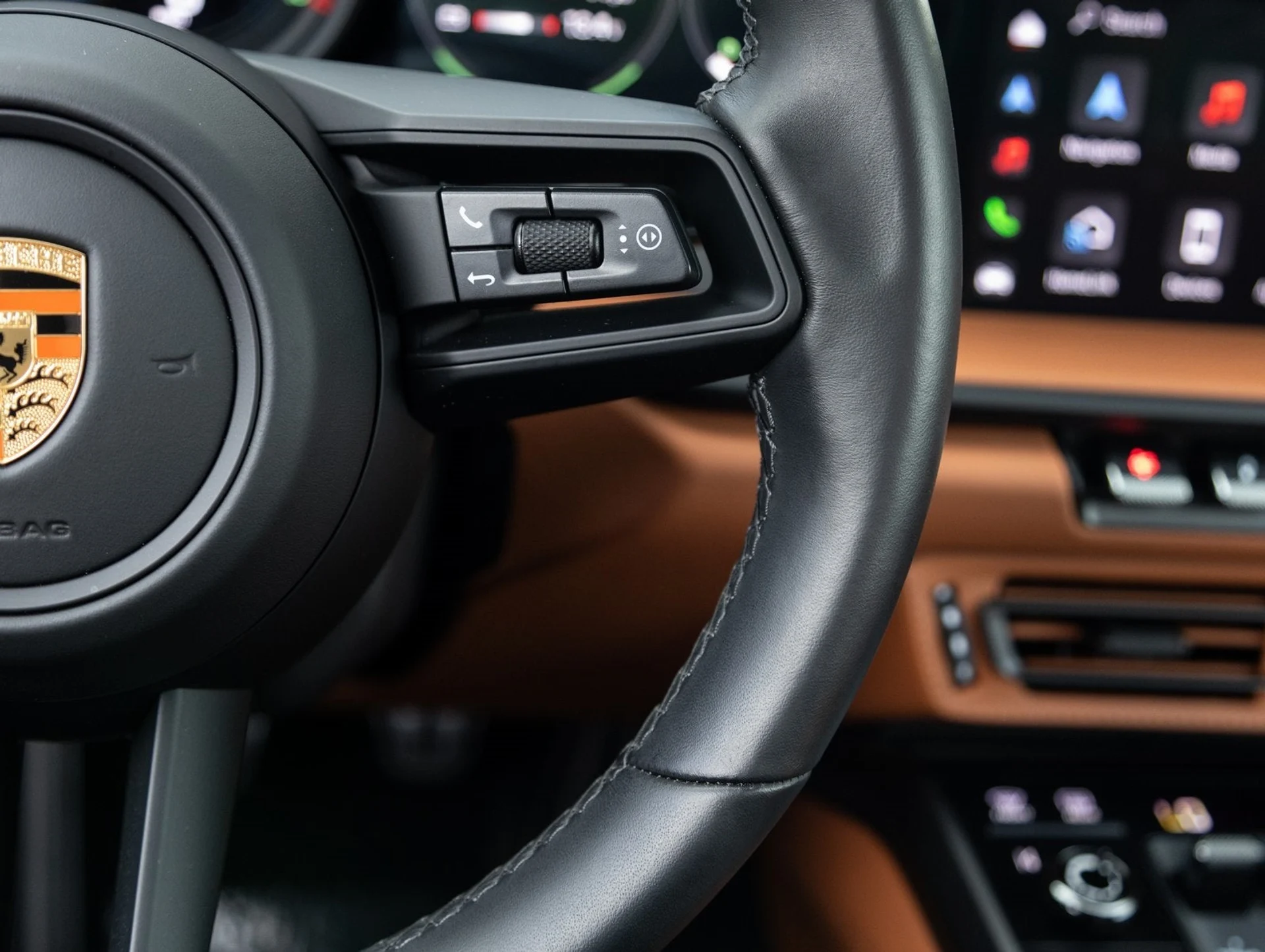 mph015_21966492_16_837f4b3548