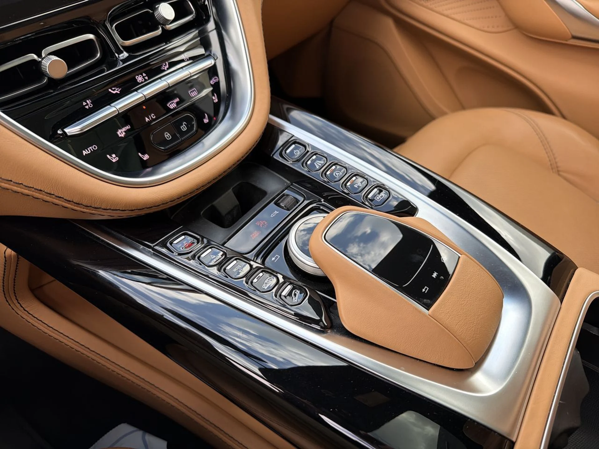 mph015_220001266_73ce50d3_49c3_4def_b3ce_ac5041697f57_efa56fdfc4