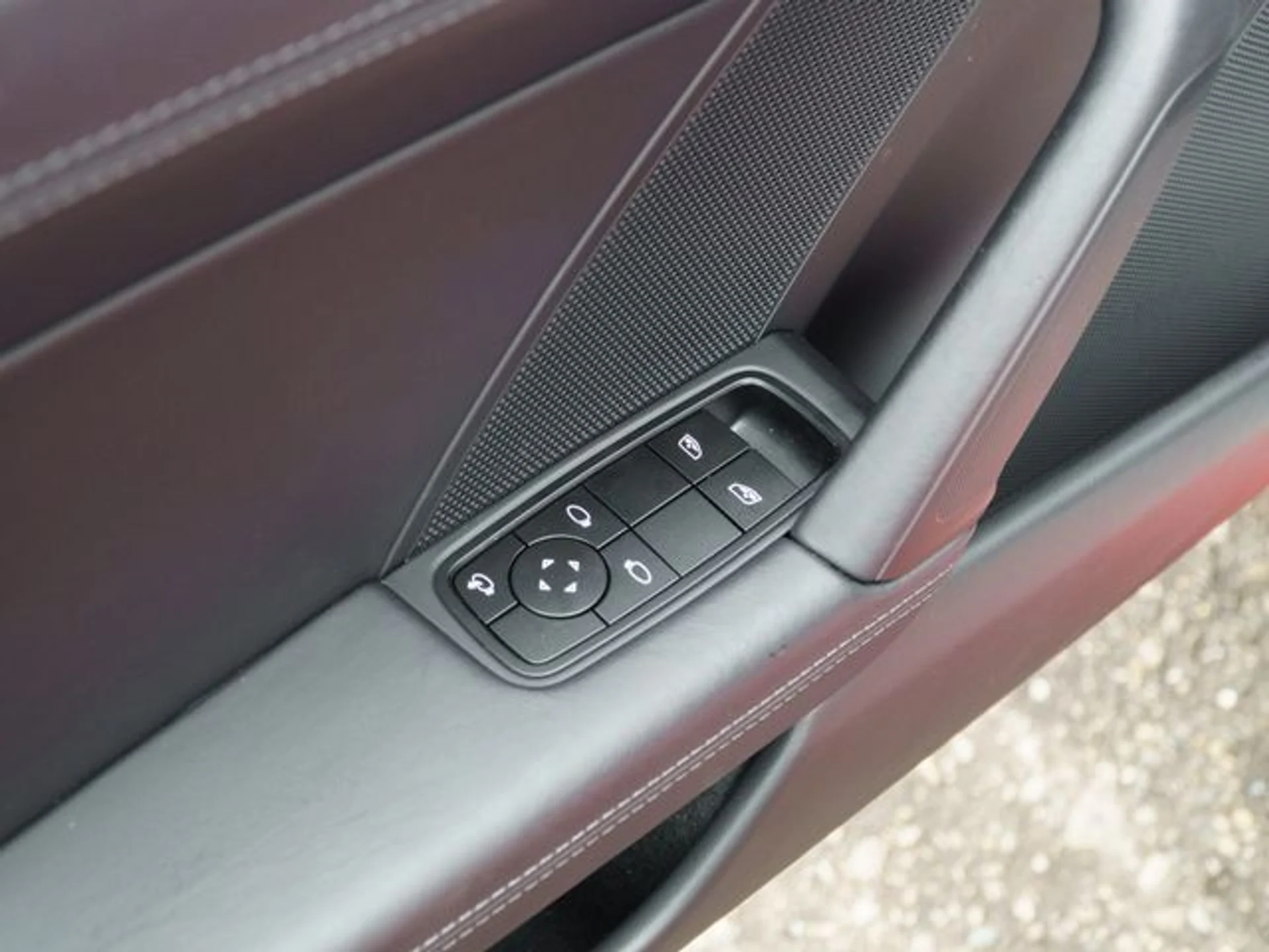 mph015_2201363425_2f1a90fcd281f30f75d2295b9b850438_7dfc23c046